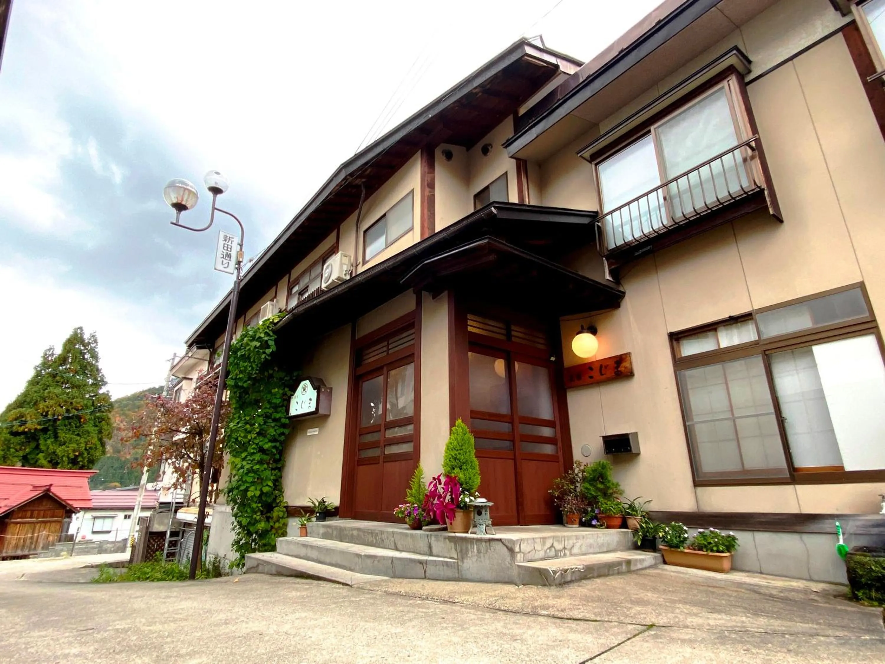 Property building in Minshuku Kojima