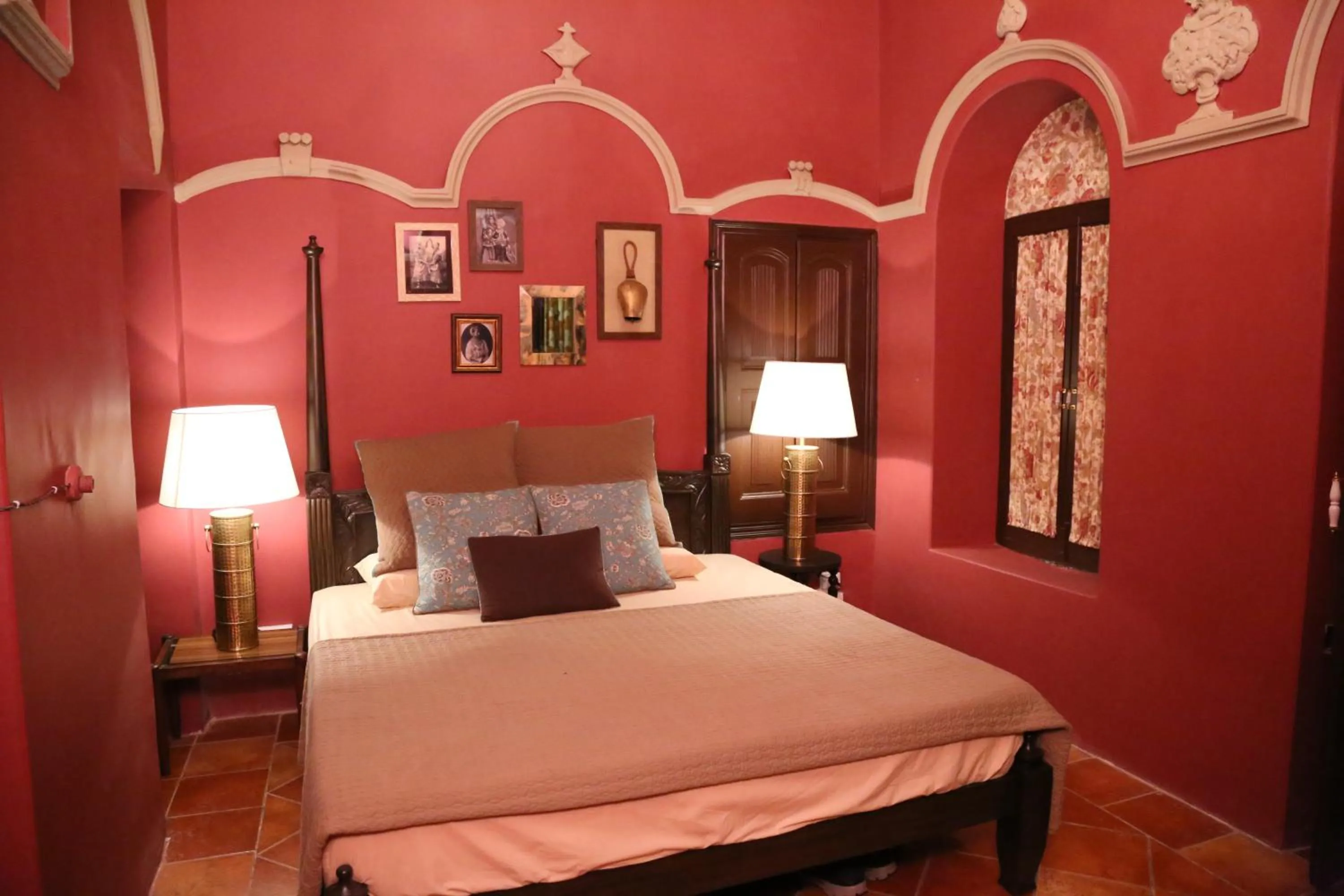 Bed in Raghu Vilas