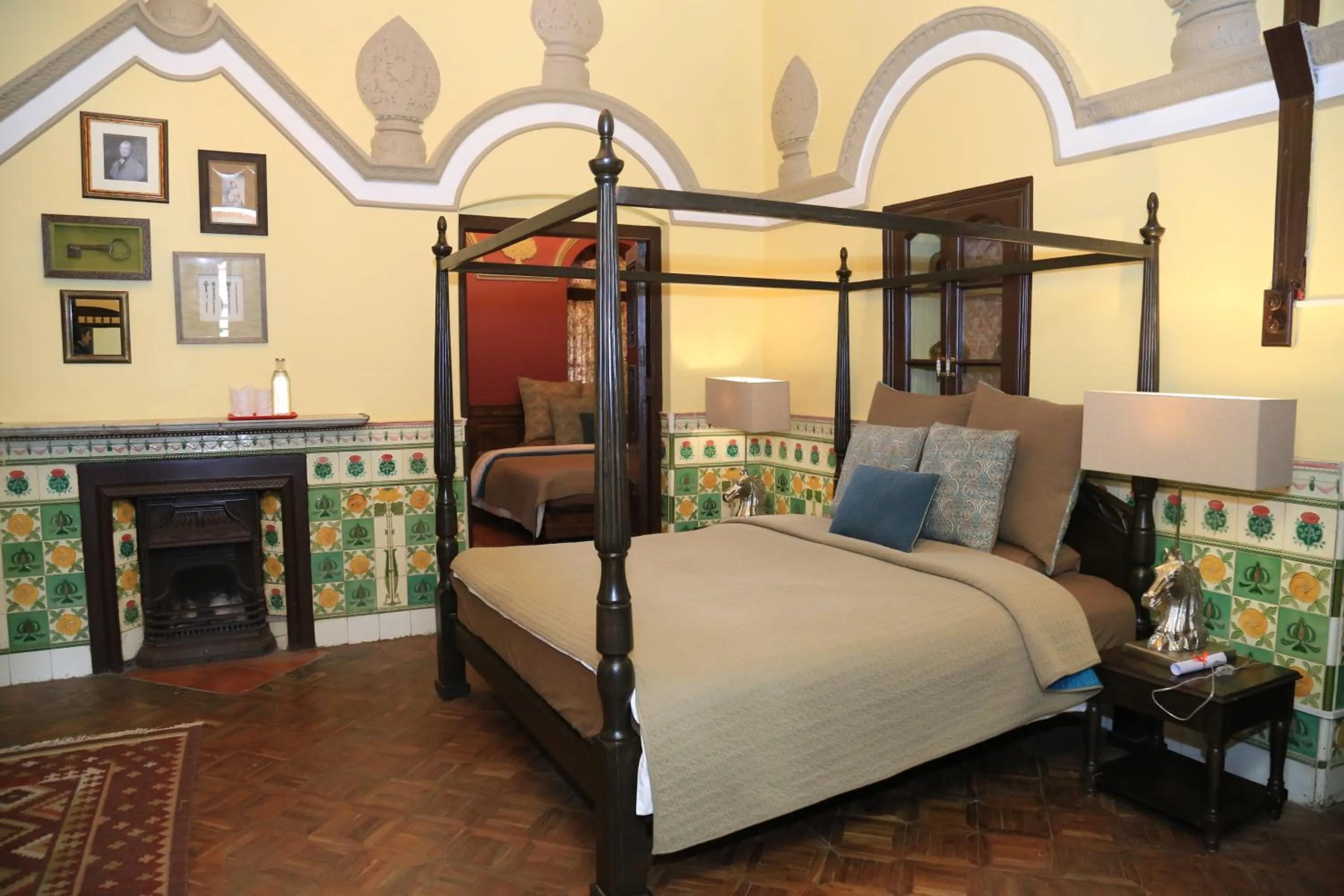 Photo of the whole room, Bed in Raghu Vilas