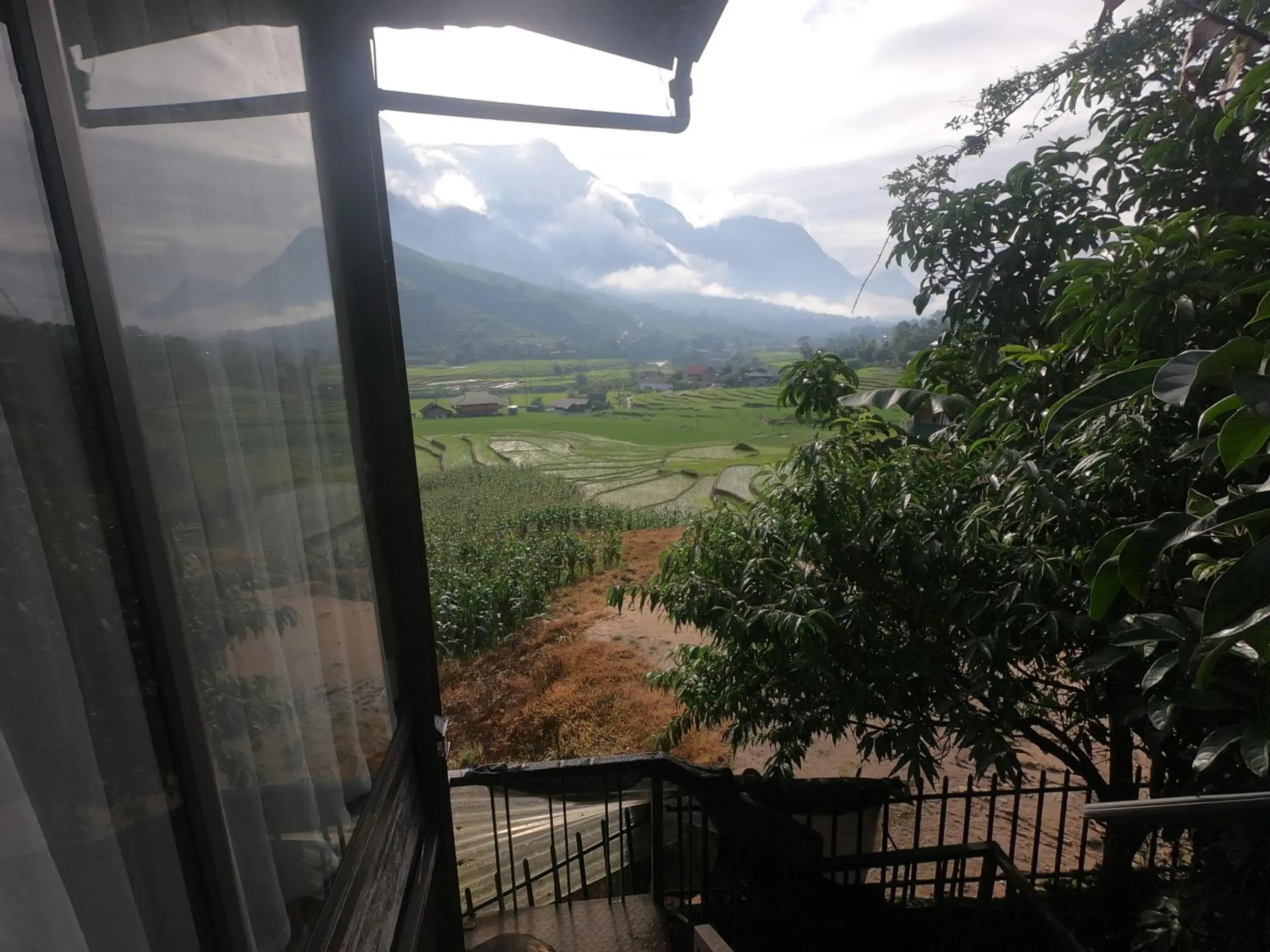 Deluxe Double Room with Balcony in Amica House Deluxe Double Room with Balcony in Amica House