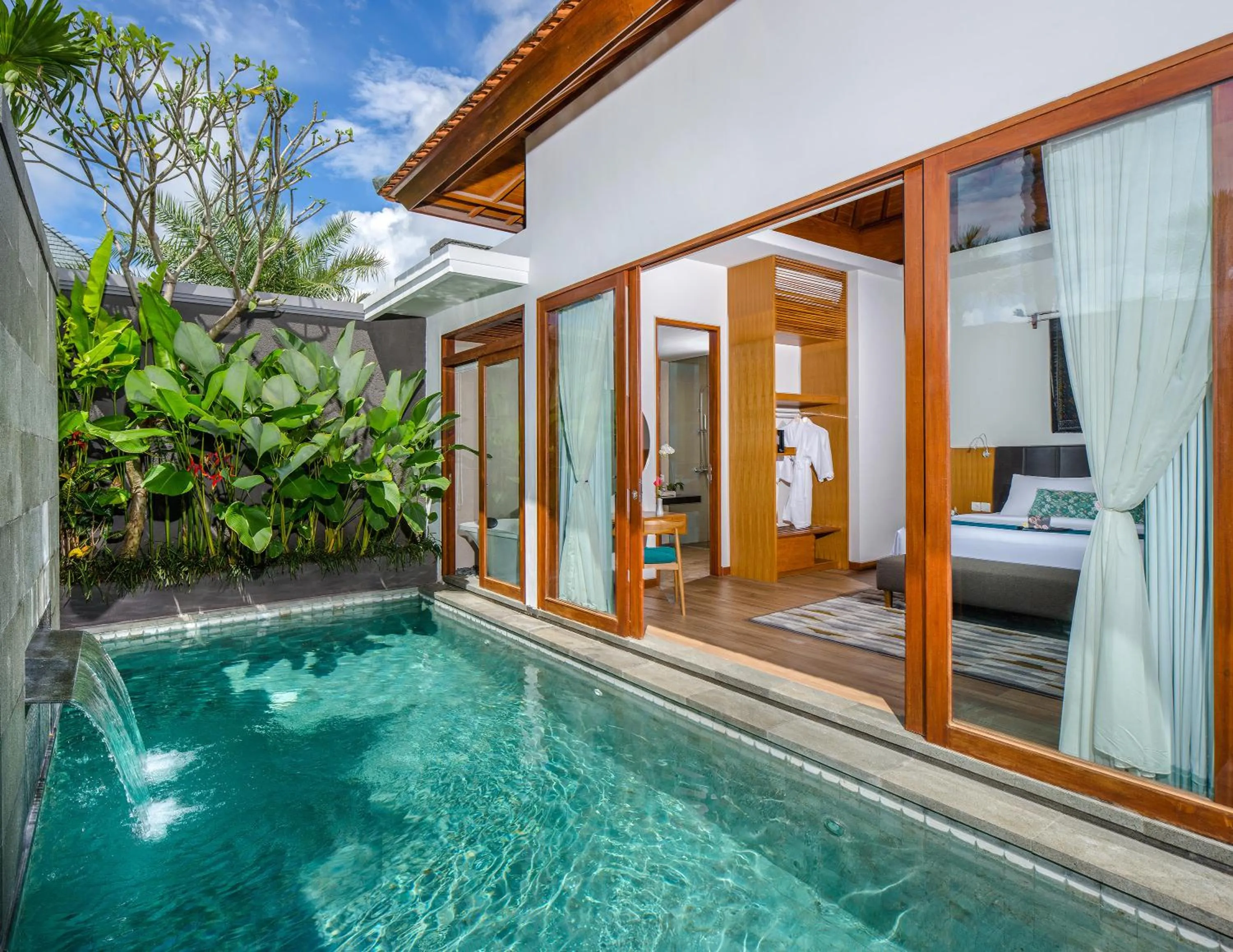 Swimming pool in S18 Bali Villas