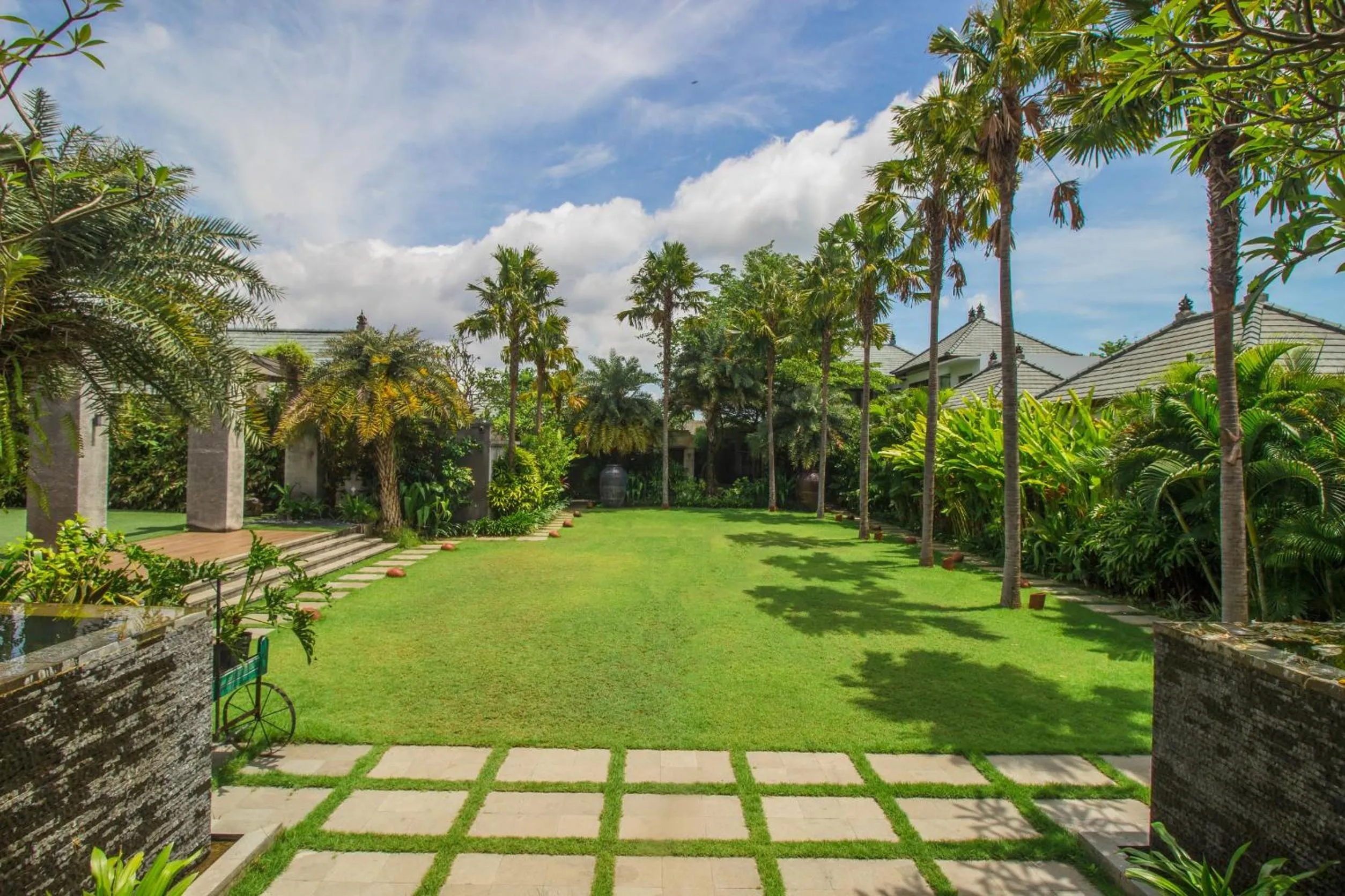 Garden in S18 Bali Villas