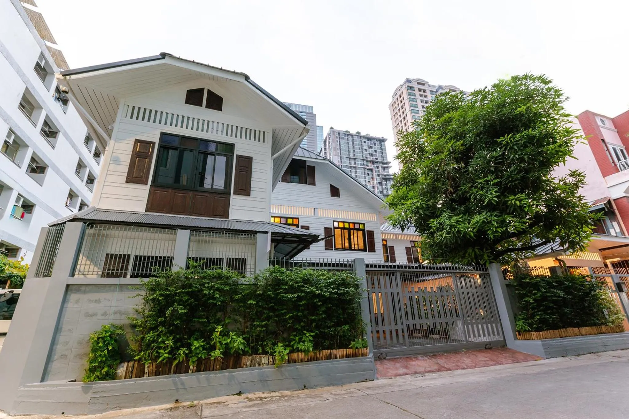 Property building in Diff Hostel