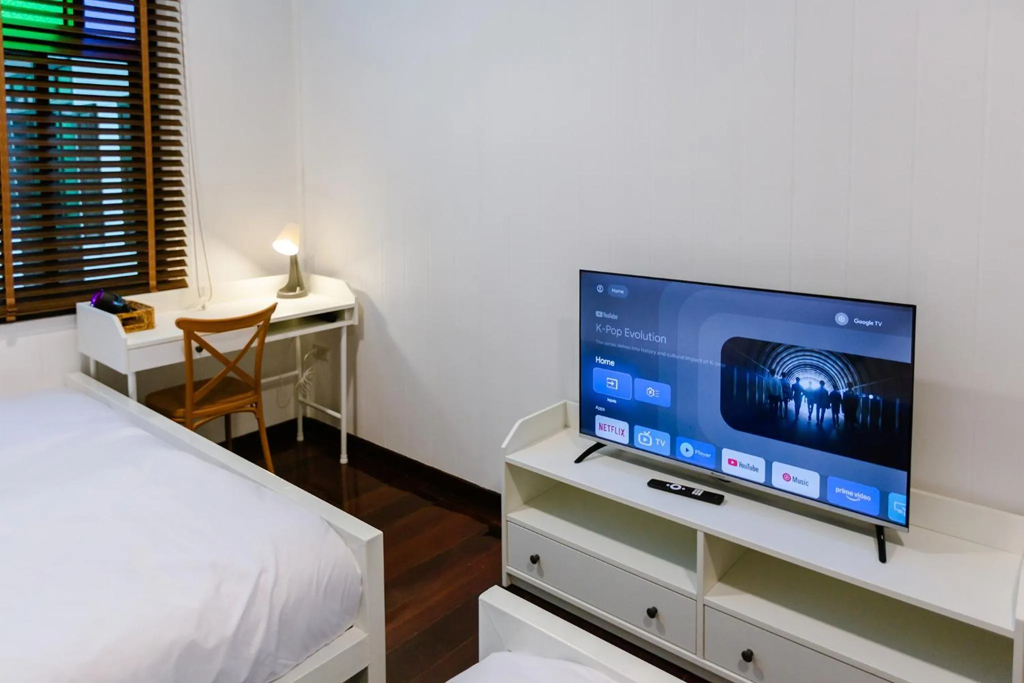 TV and multimedia, Bed in Diff Hostel