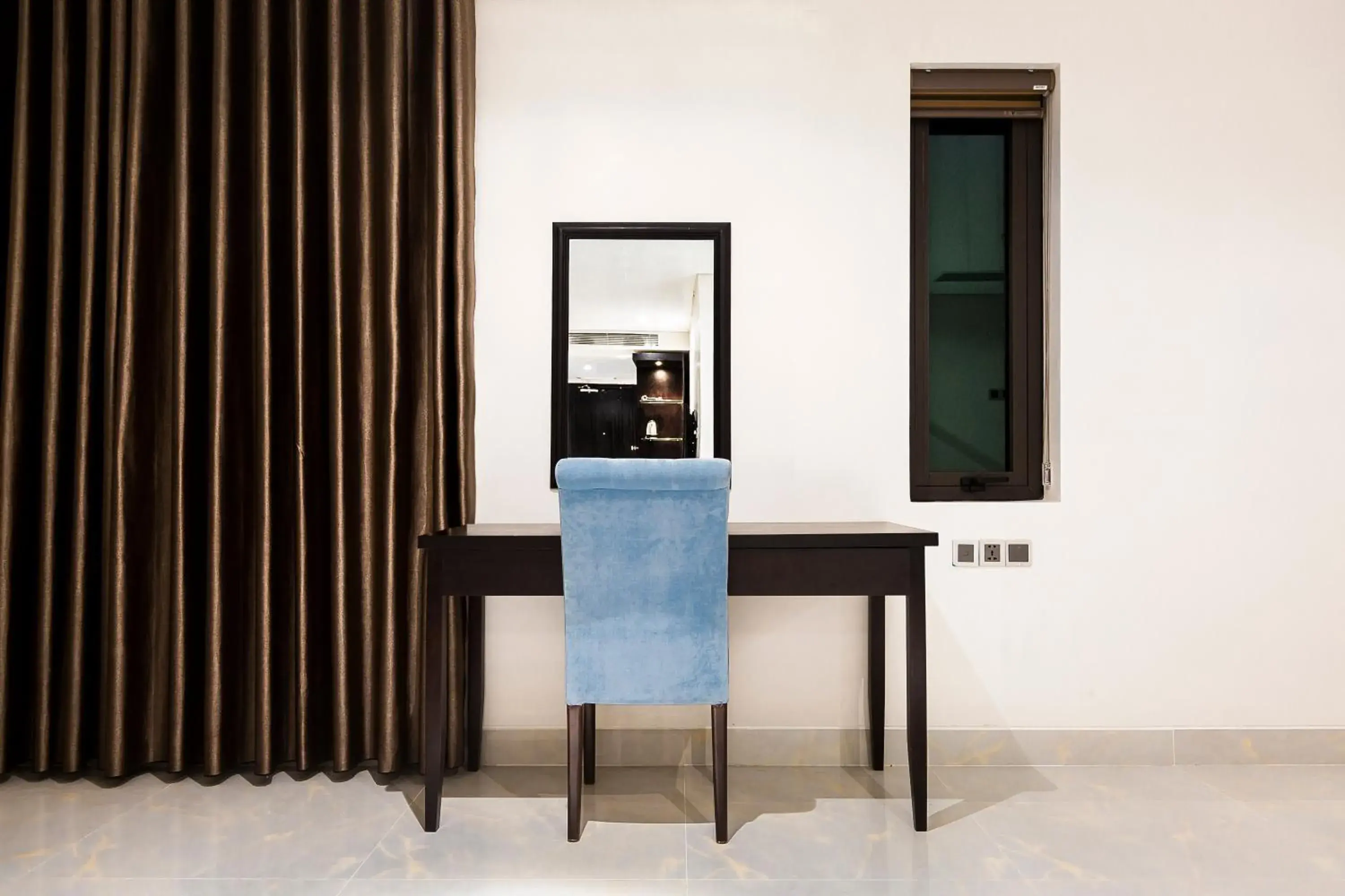 Deluxe Queen Room - single occupancy in Royal Quang Binh Hotel Deluxe Queen Room - single occupancy in Royal Quang Binh Hotel