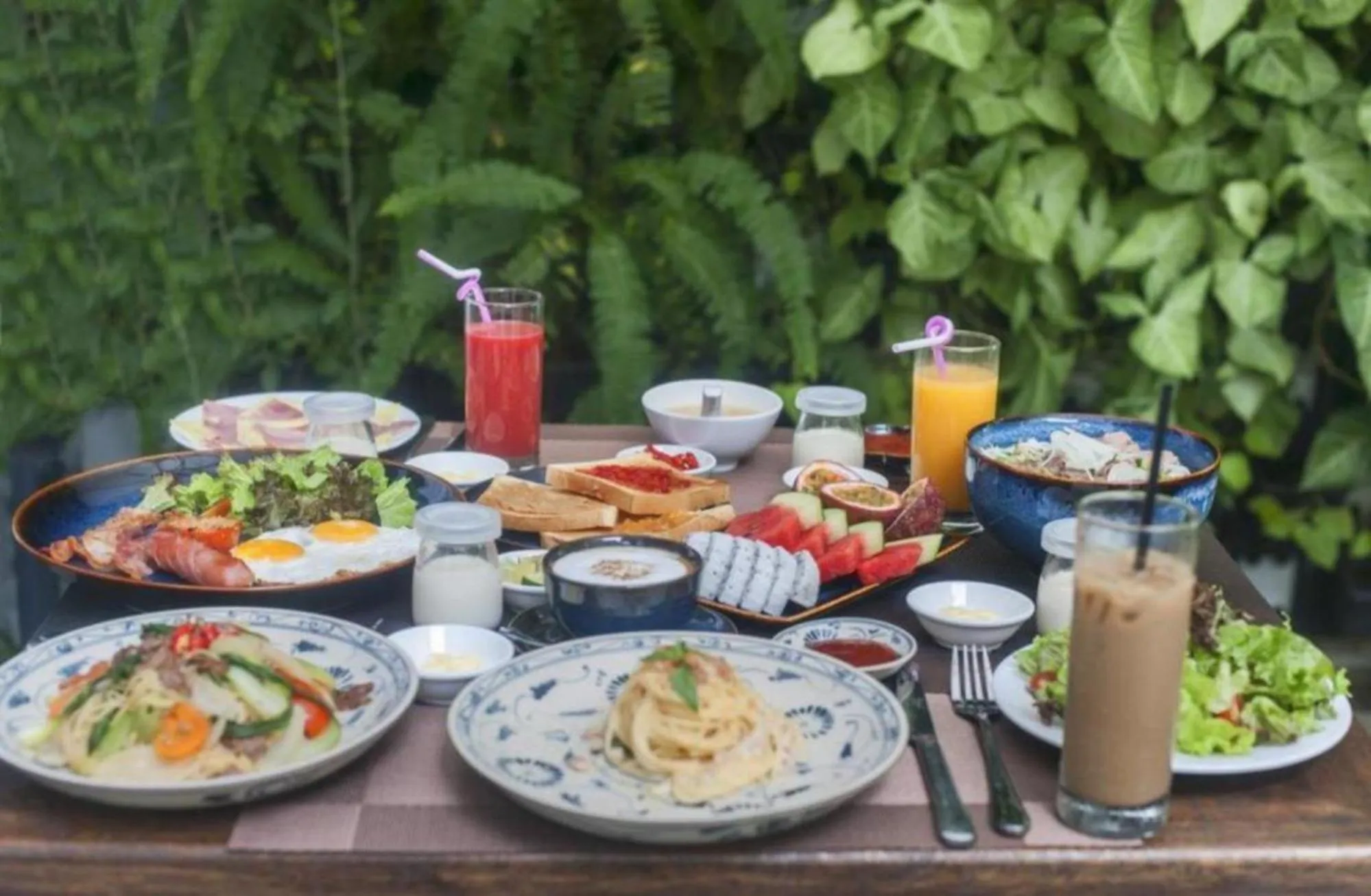 Food and drinks in Merry Land Hotel Da Nang