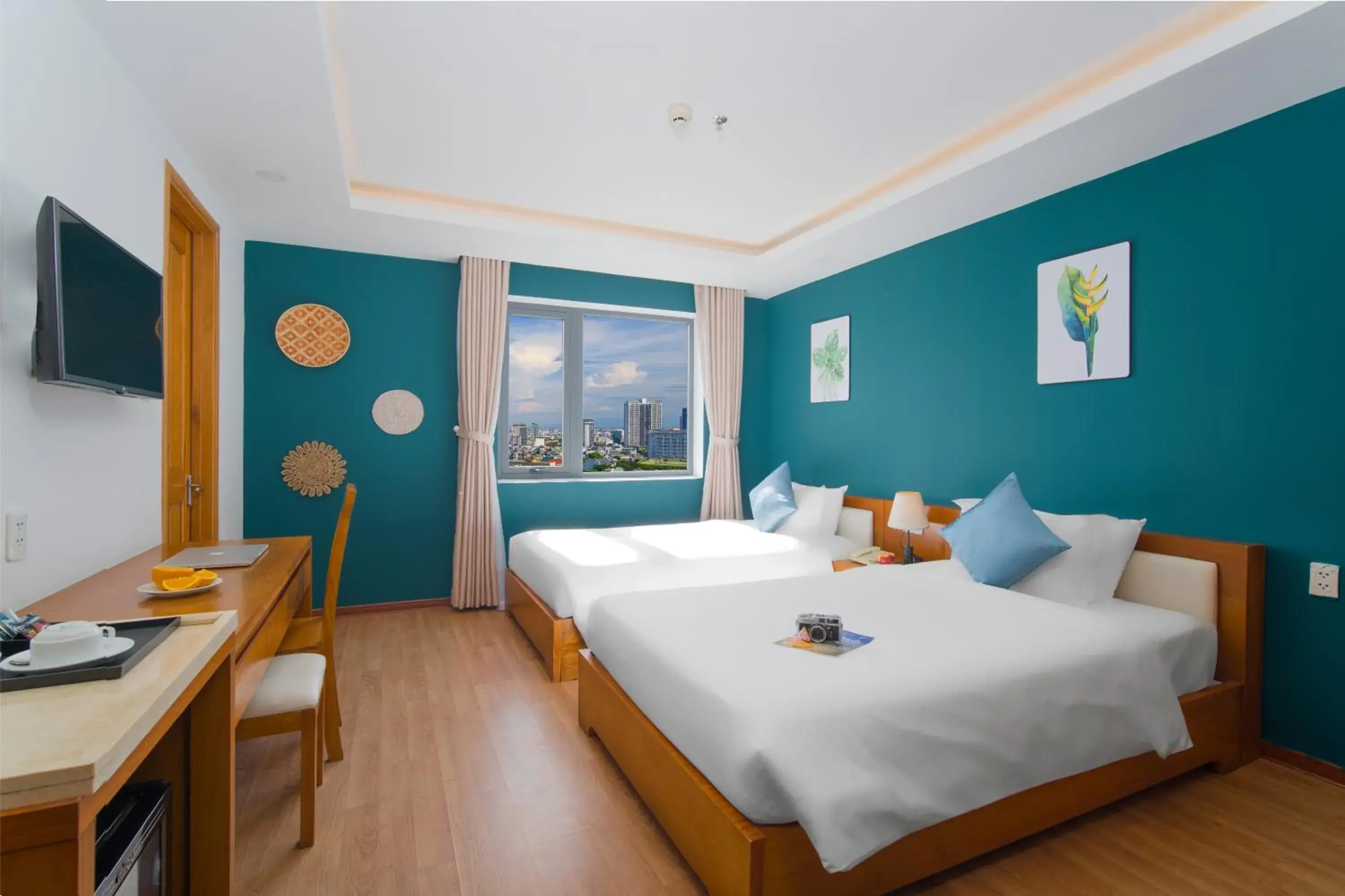Deluxe Twin Room with City View - High Floor in Merry Land Hotel Da Nang Deluxe Twin Room with City View - High Floor in Merry Land Hotel Da Nang
