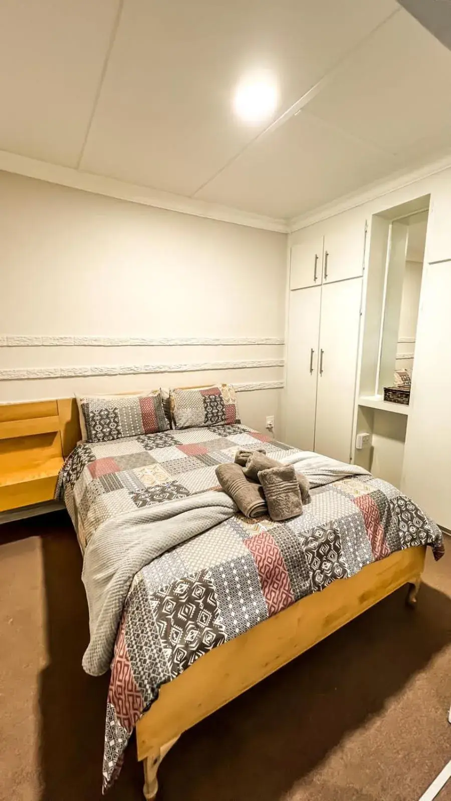 Standard Family Room - single occupancy in Ladybrand Heritage House Standard Family Room - single occupancy in Ladybrand Heritage House