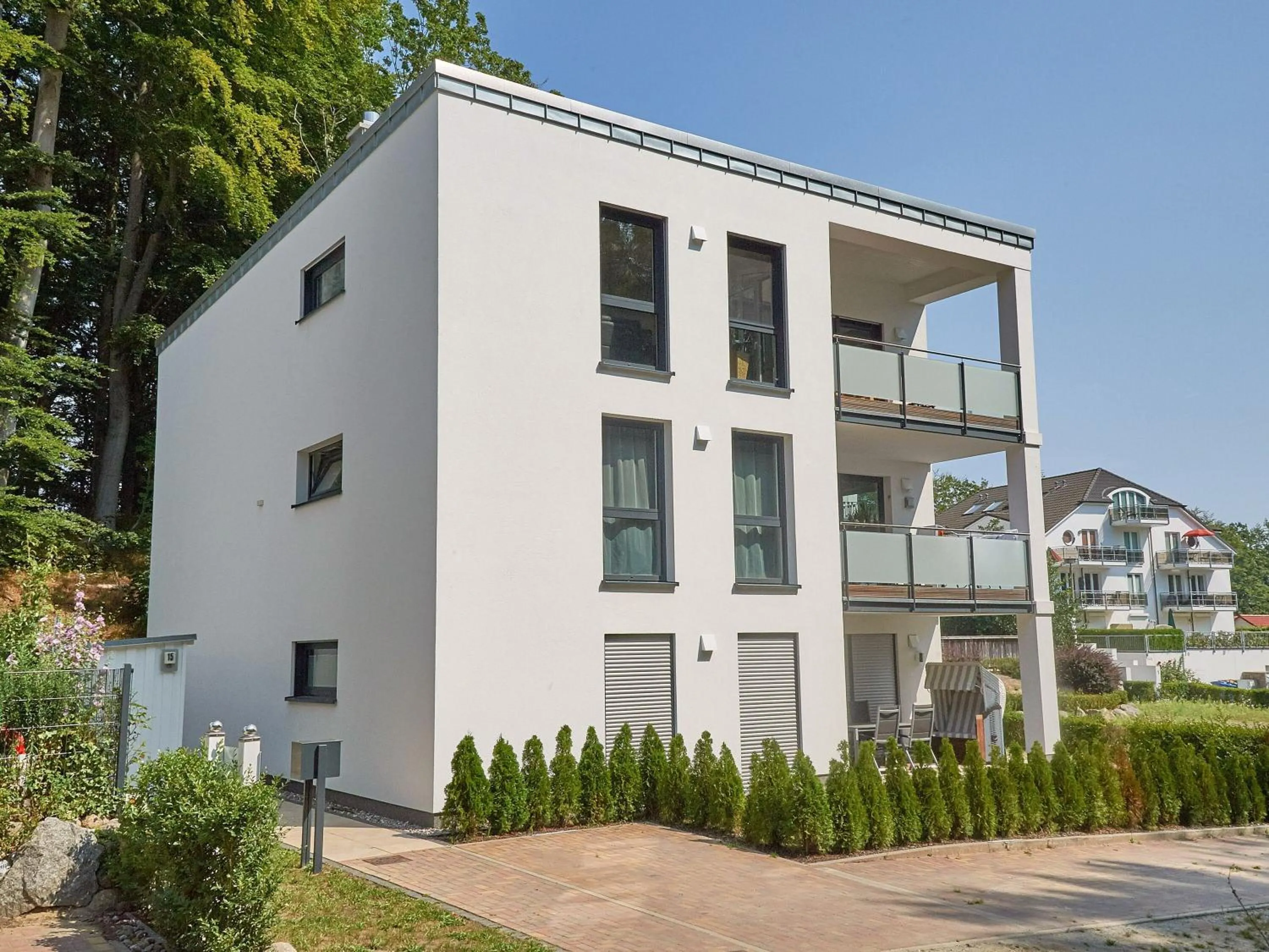 Property building in Haus Jasmund in Sellin - WG02 mit Kamin, Sauna, Whirlwanne, Terrasse