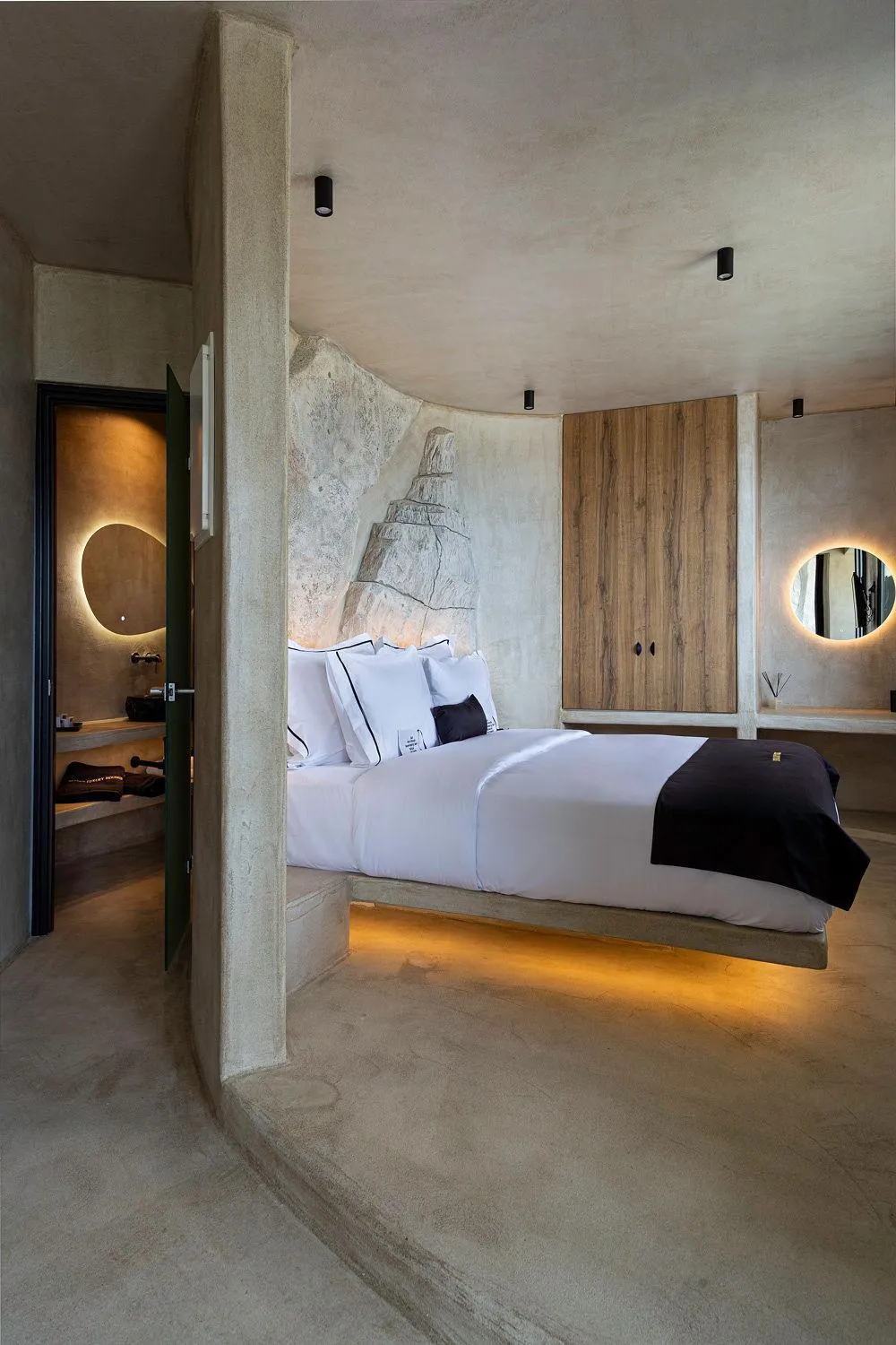 Bedroom, Bed in Senses Luxury Houses