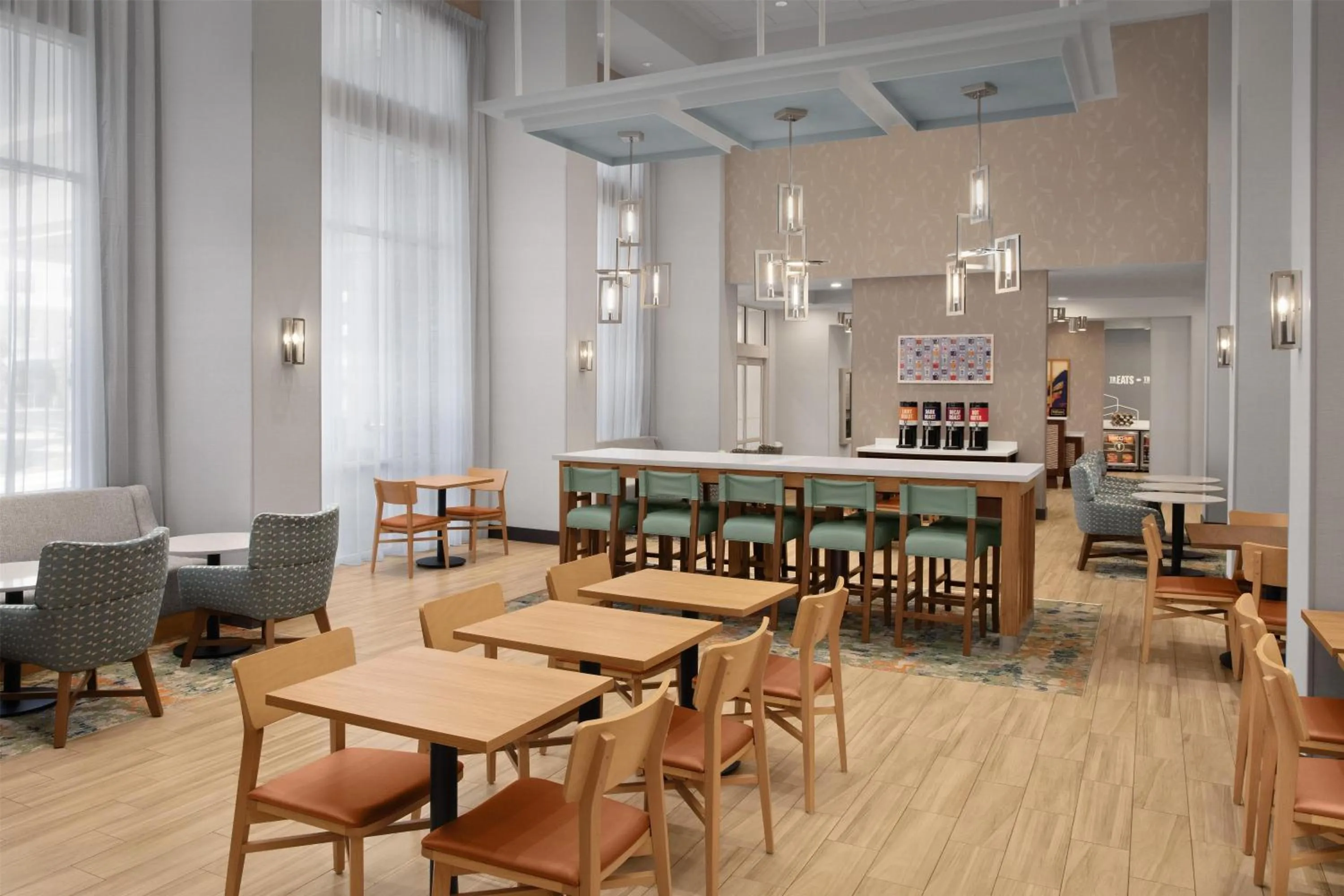 Breakfast in Hampton Inn and Suites Fayetteville, NC