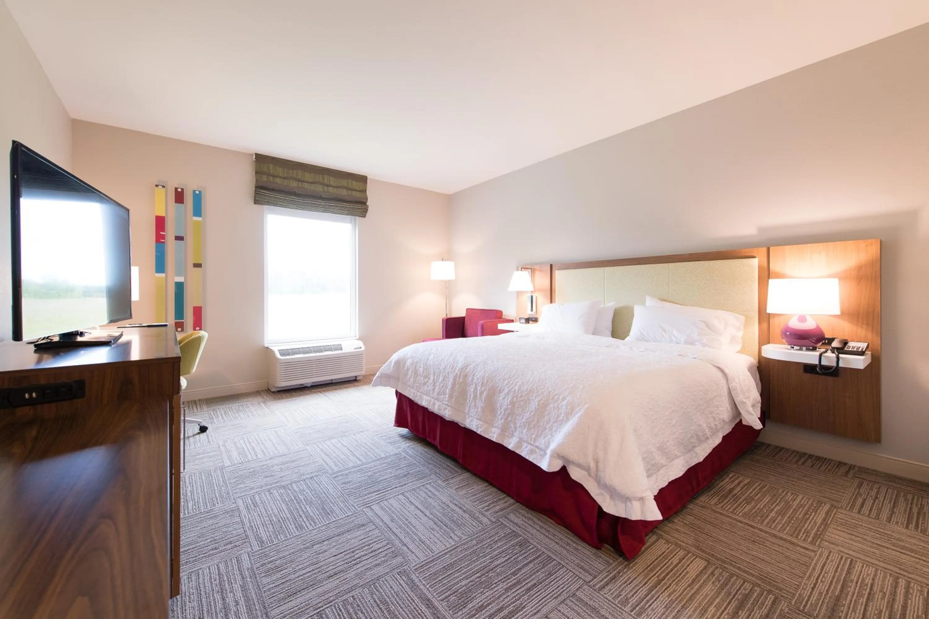 Bed in Hampton Inn and Suites Fayetteville, NC