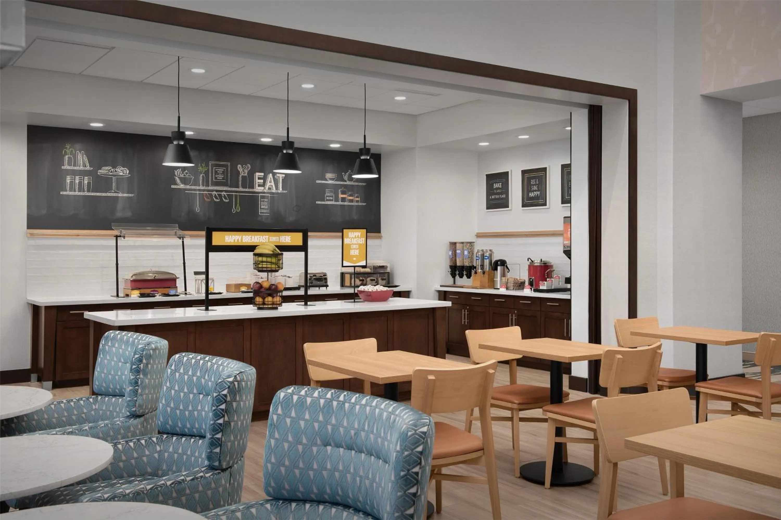 Breakfast in Hampton Inn & Suites Walterboro