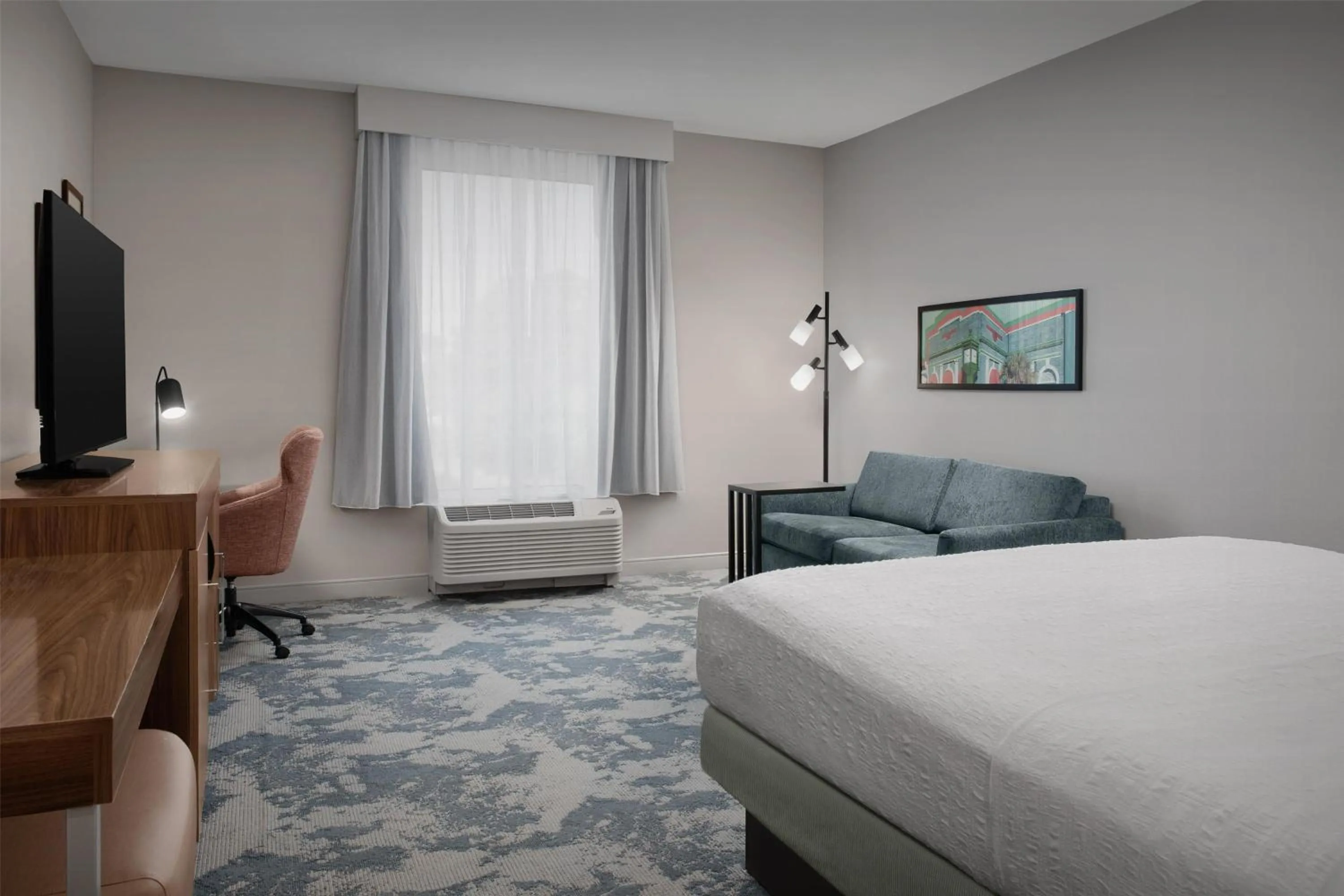 Living room, Bed in Hampton Inn & Suites Walterboro