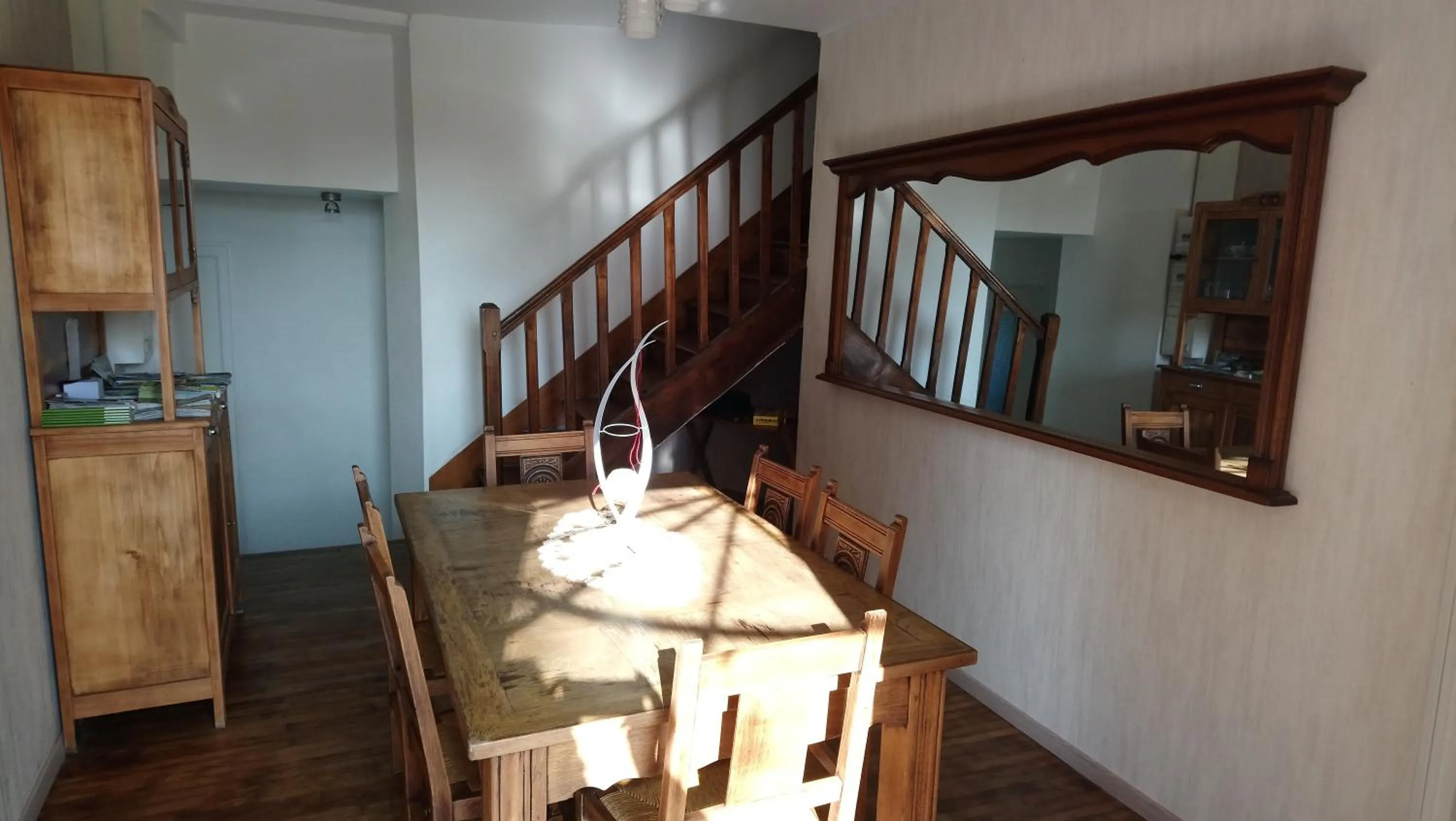 Dining area in Ty Beg ar Grapenn