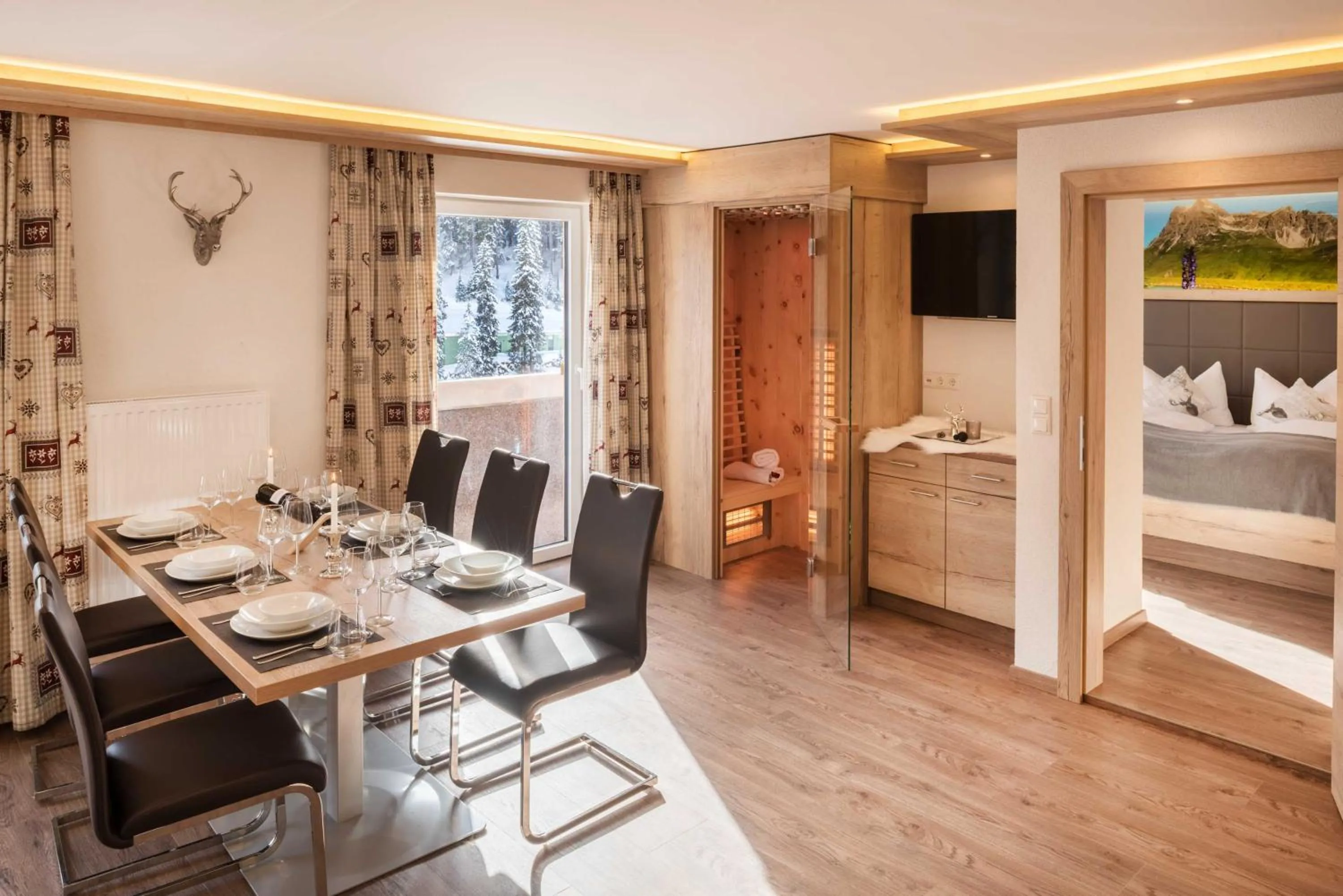 Dining area in Bergspitz Luxury Appartement