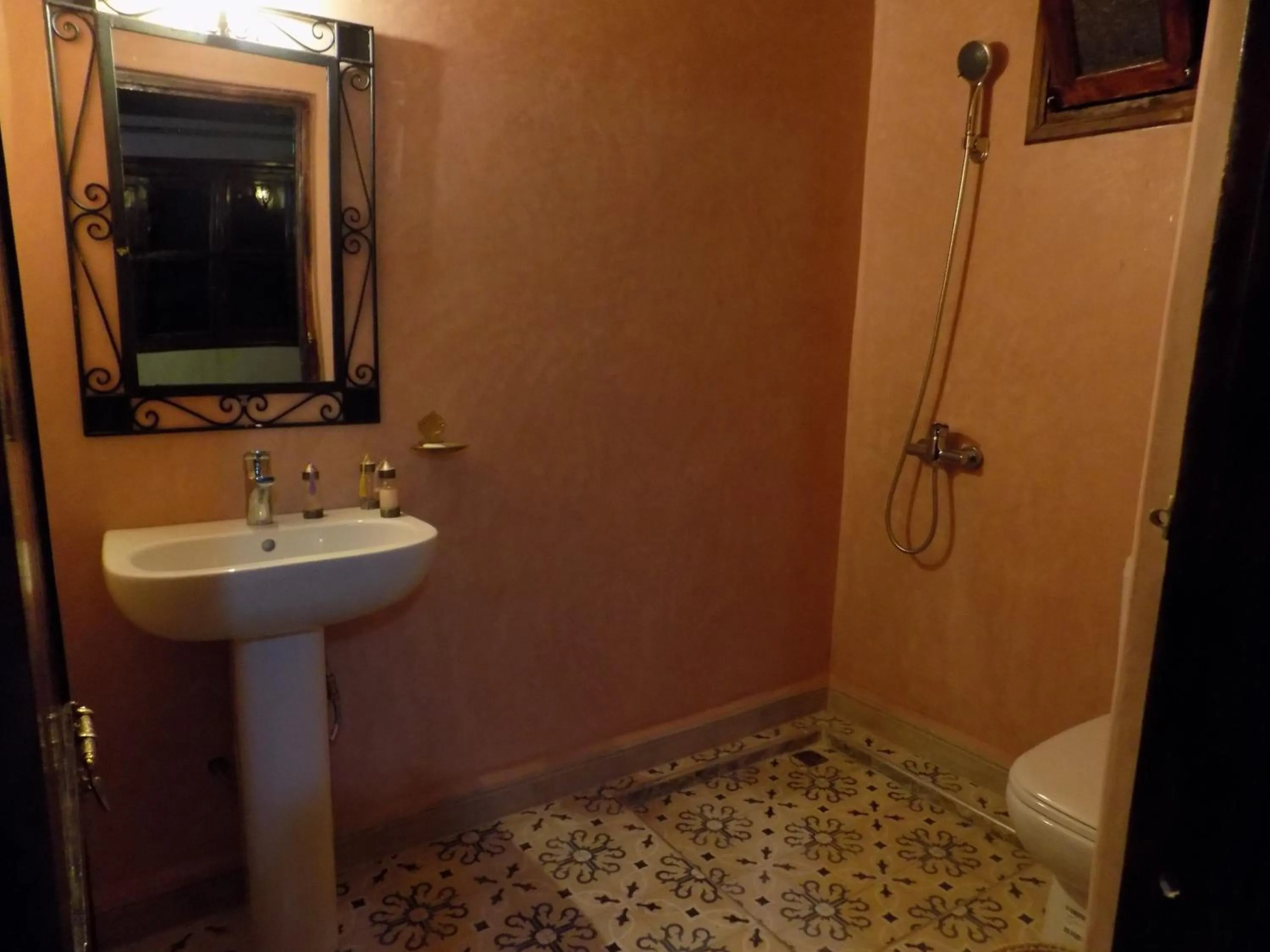 Bathroom in Toubkal Ecolodge