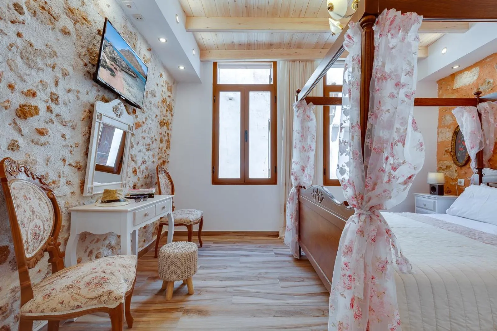 Bed in Hamam Suites Portou