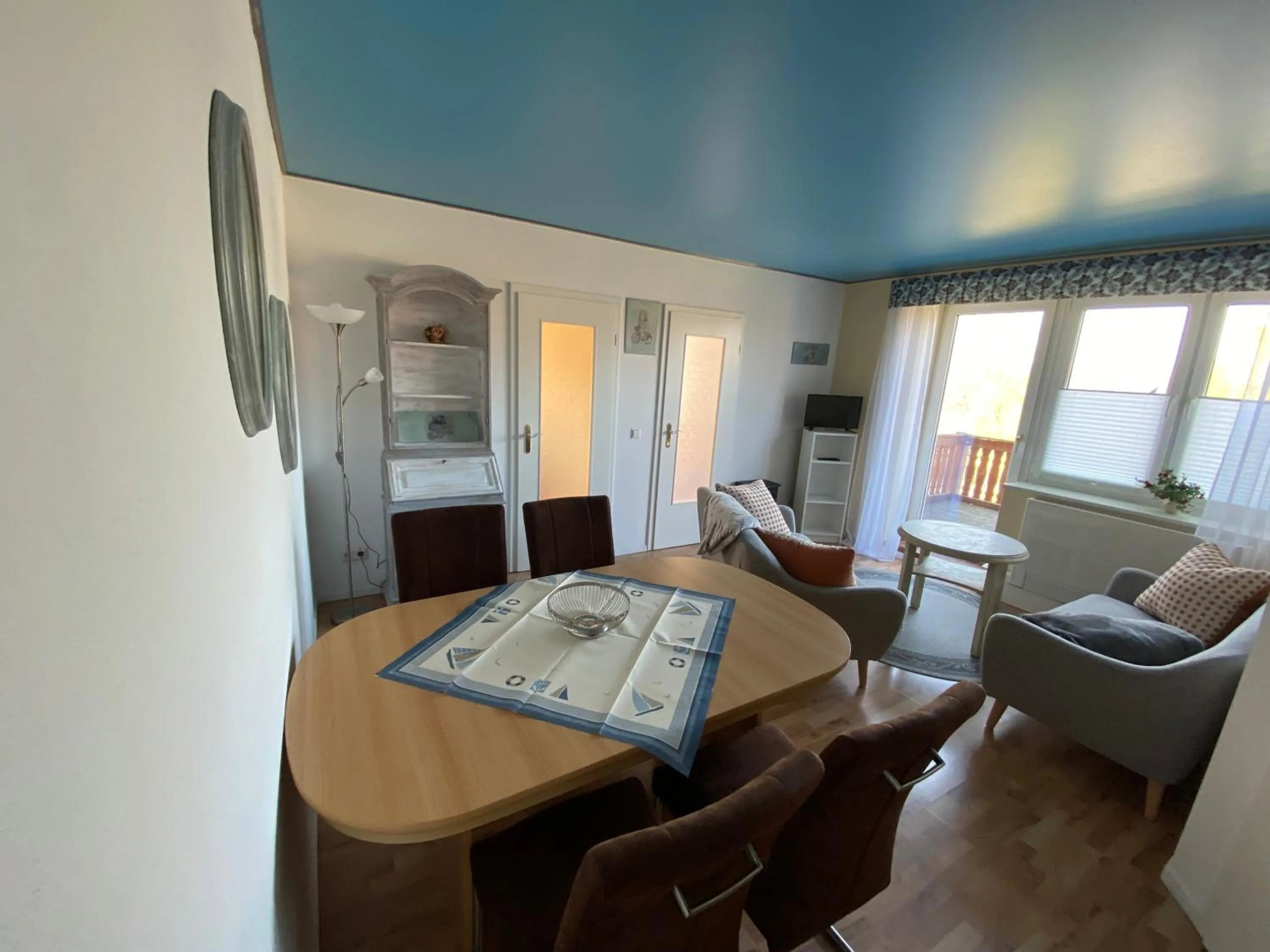 Photo of the whole room in Aparthotel " Zur Müritz"