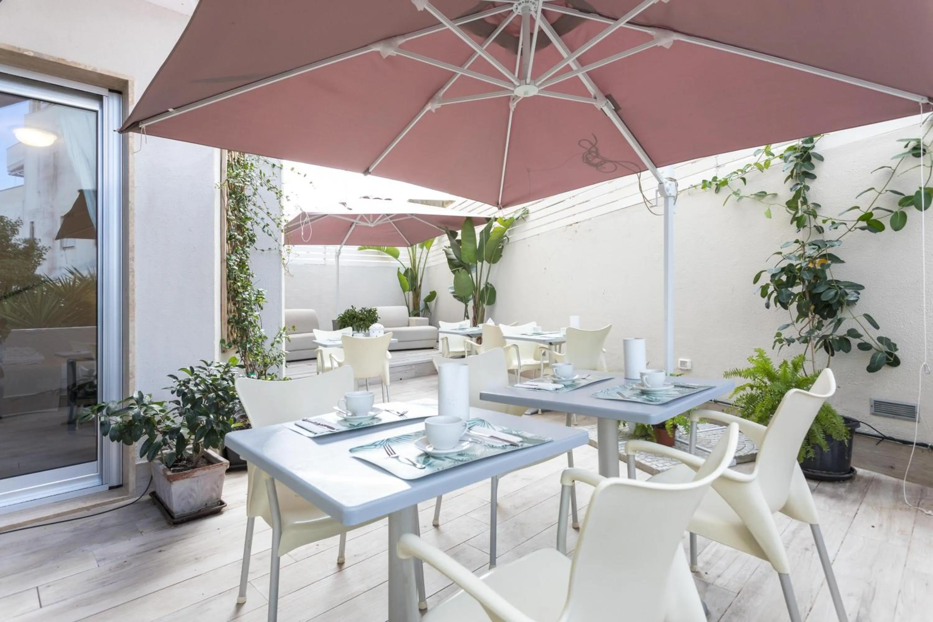 Patio in Gallipoli West Coast