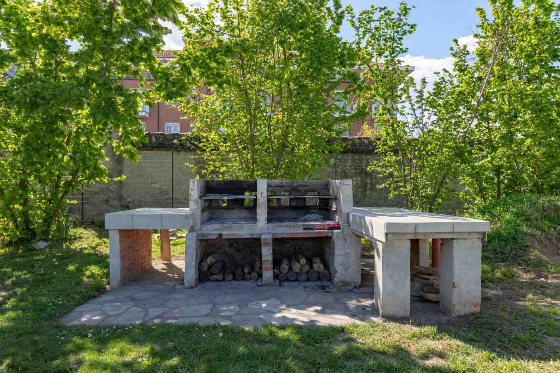 BBQ facilities in B&B Casa Danoi