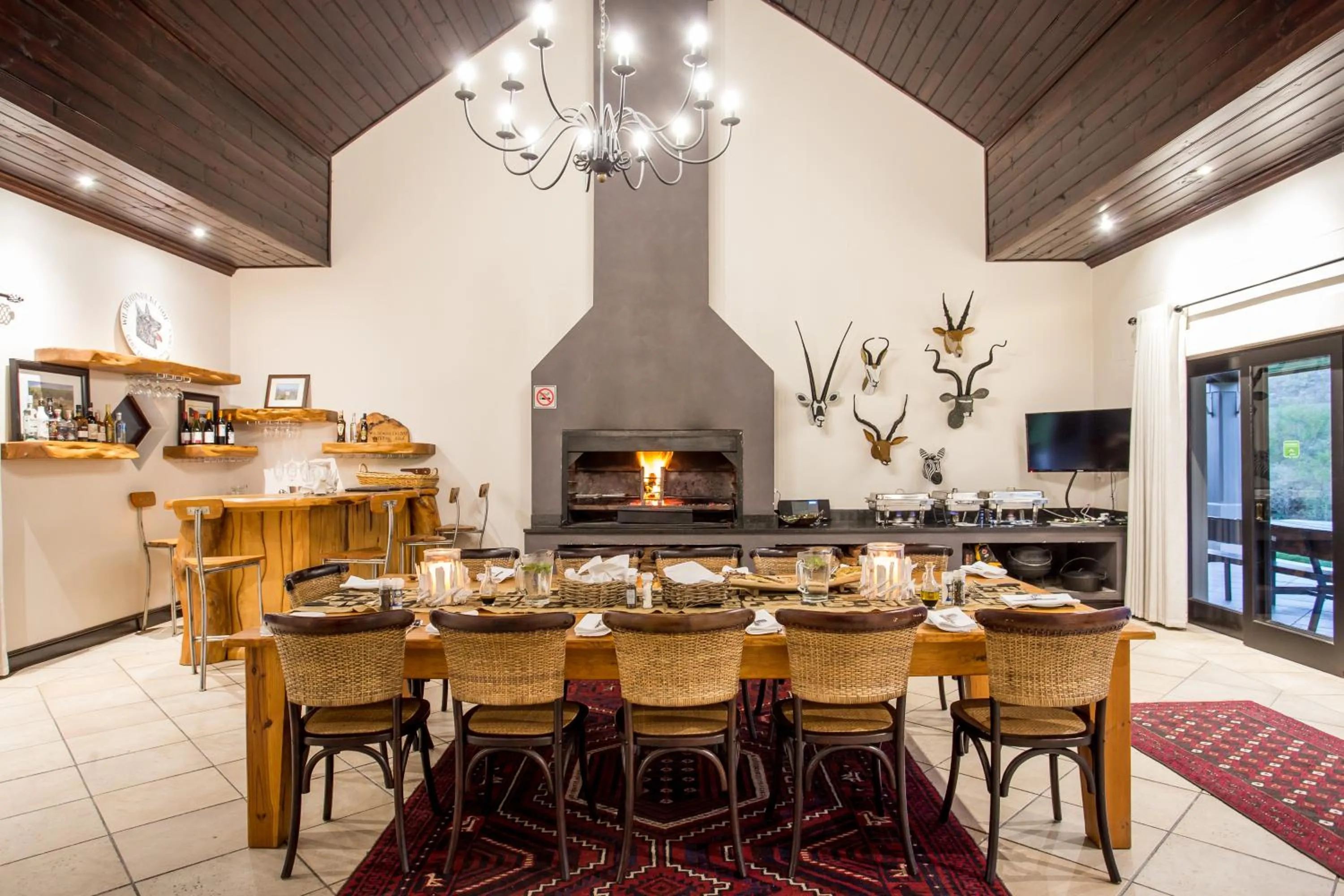 Food and drinks in Wildehondekloof Game Lodge