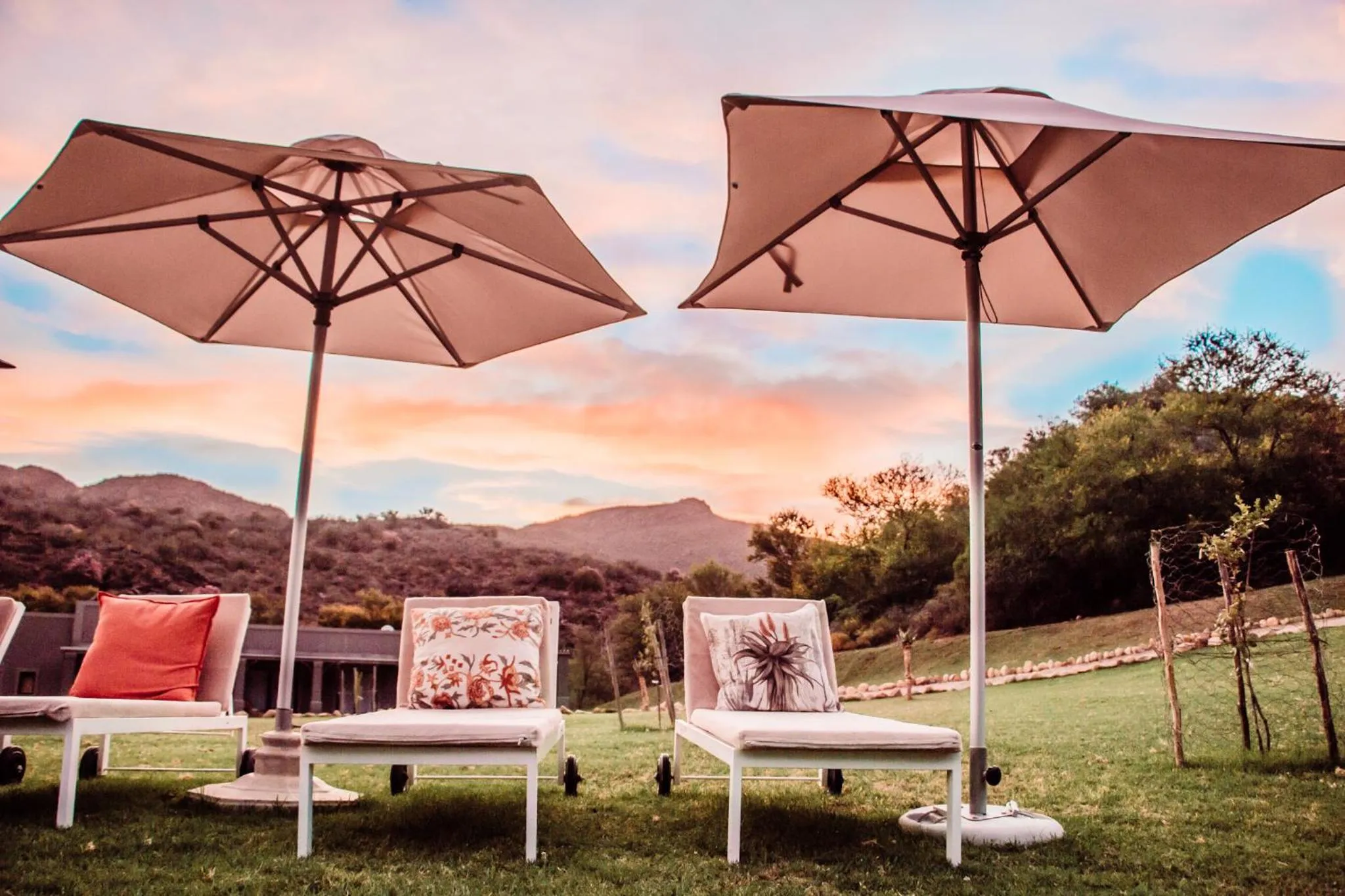 Swimming pool in Wildehondekloof Game Lodge
