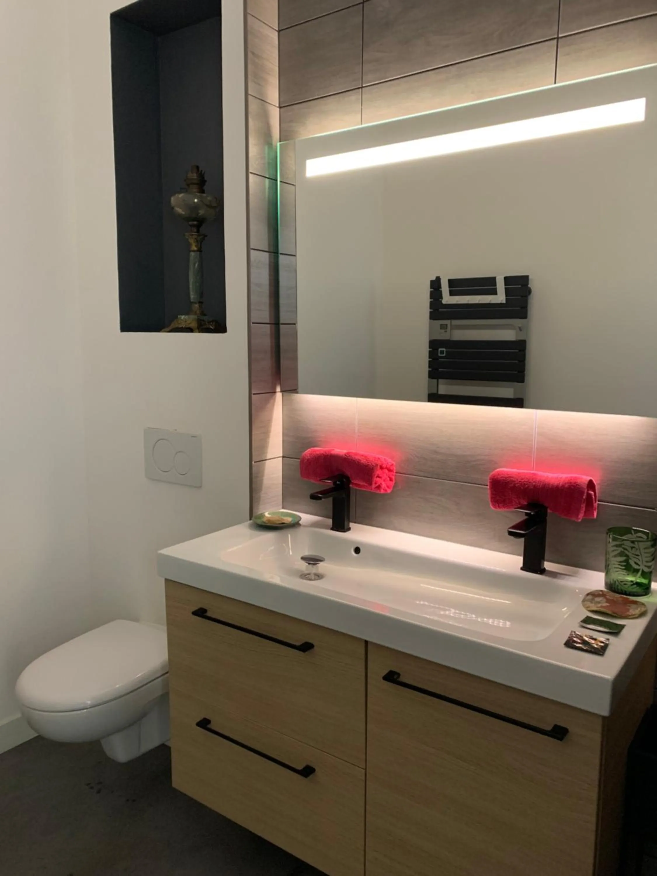 Bathroom in Le Jardin de LaCoste