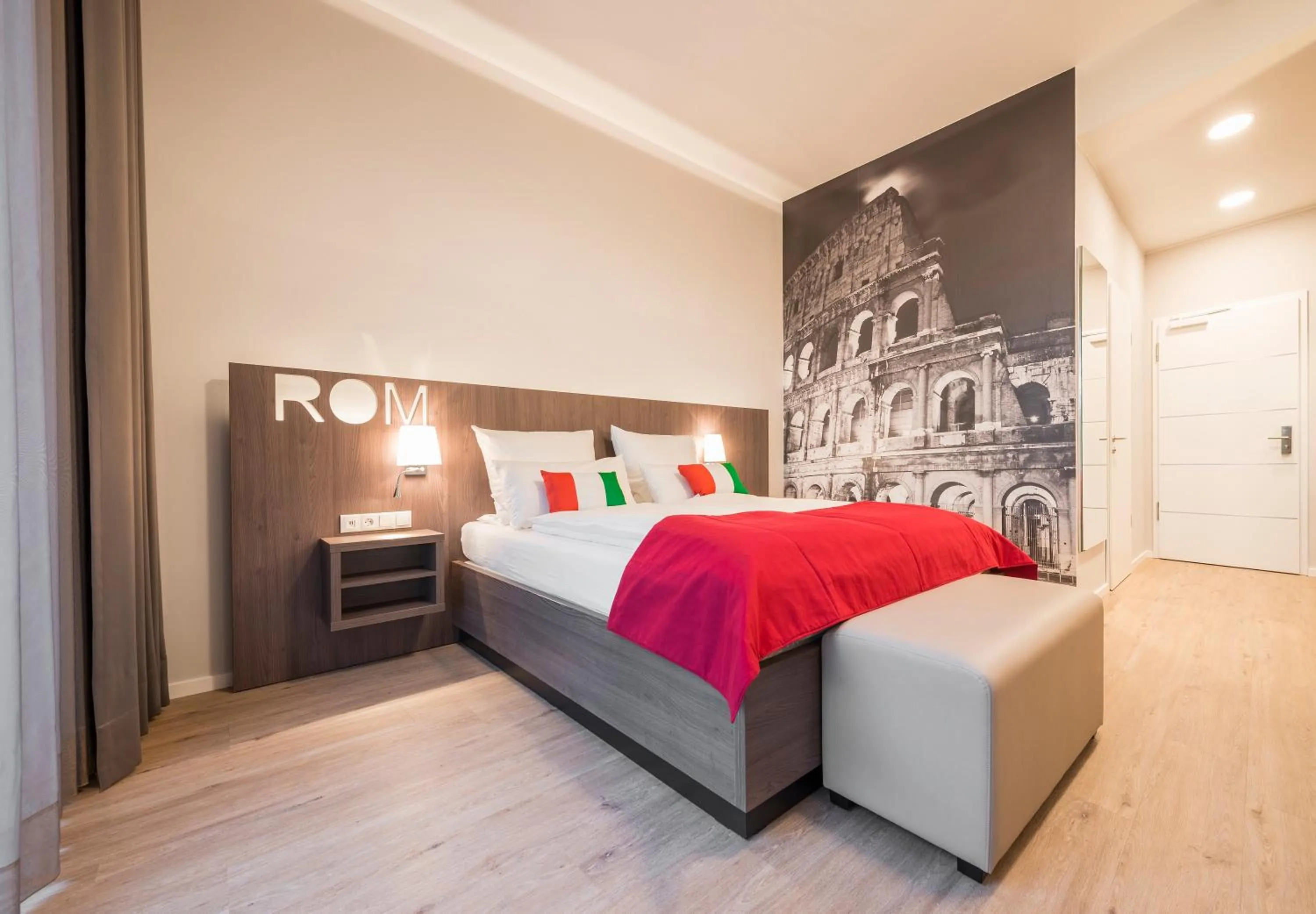 Photo of the whole room, Bed in Gästehaus der zvoove Akademie