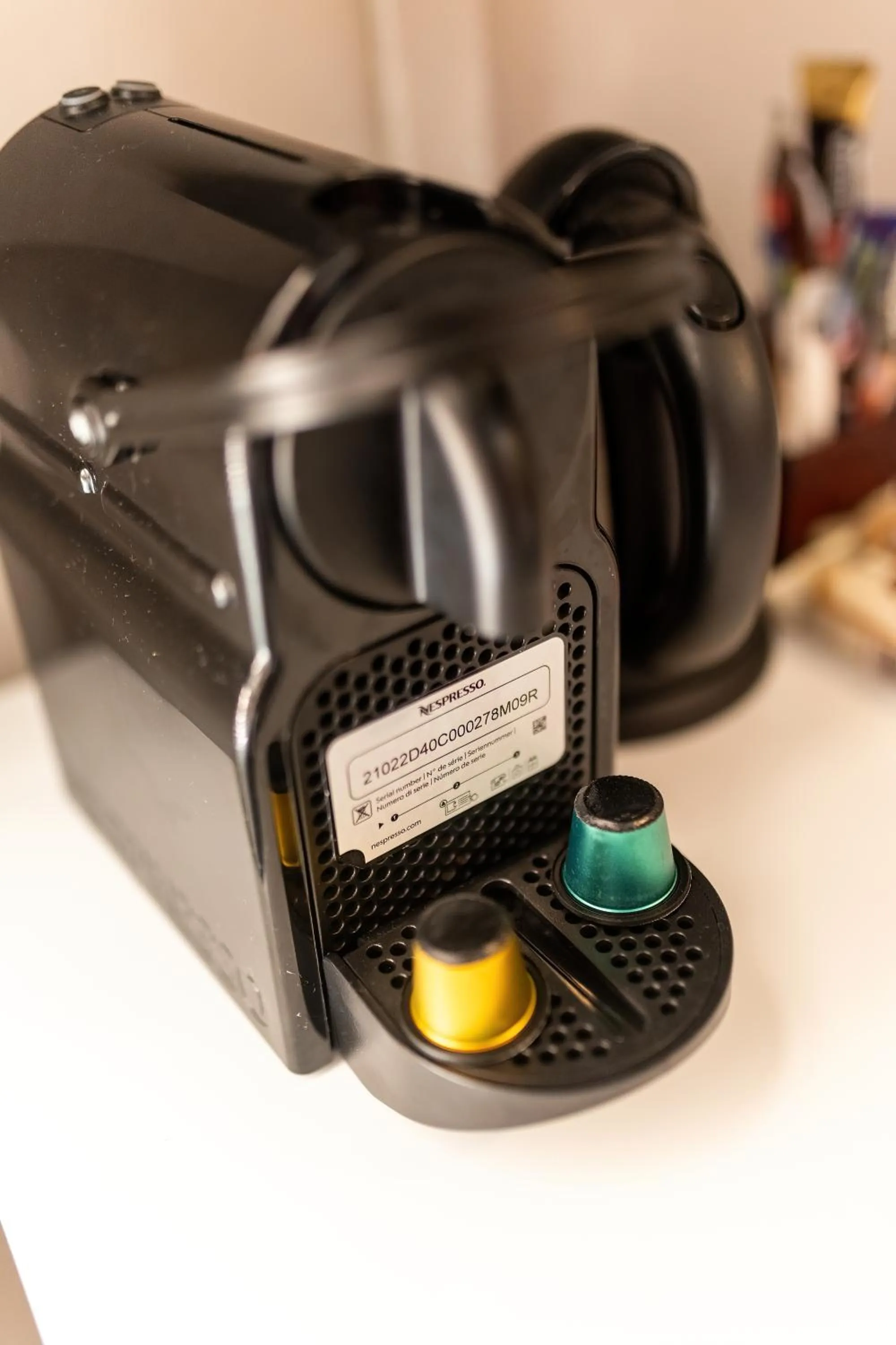 Coffee/tea facilities in Faraway Lodge