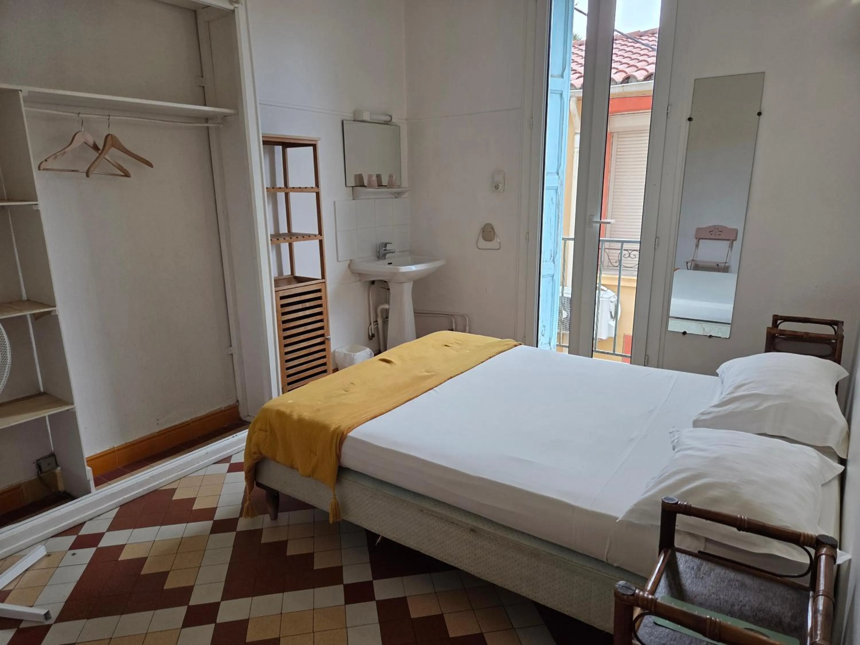 Bed in Hotel Le Centre