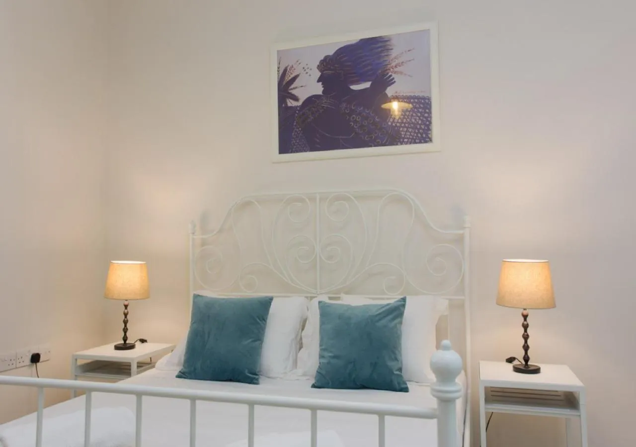 Bedroom in Shongas Inn