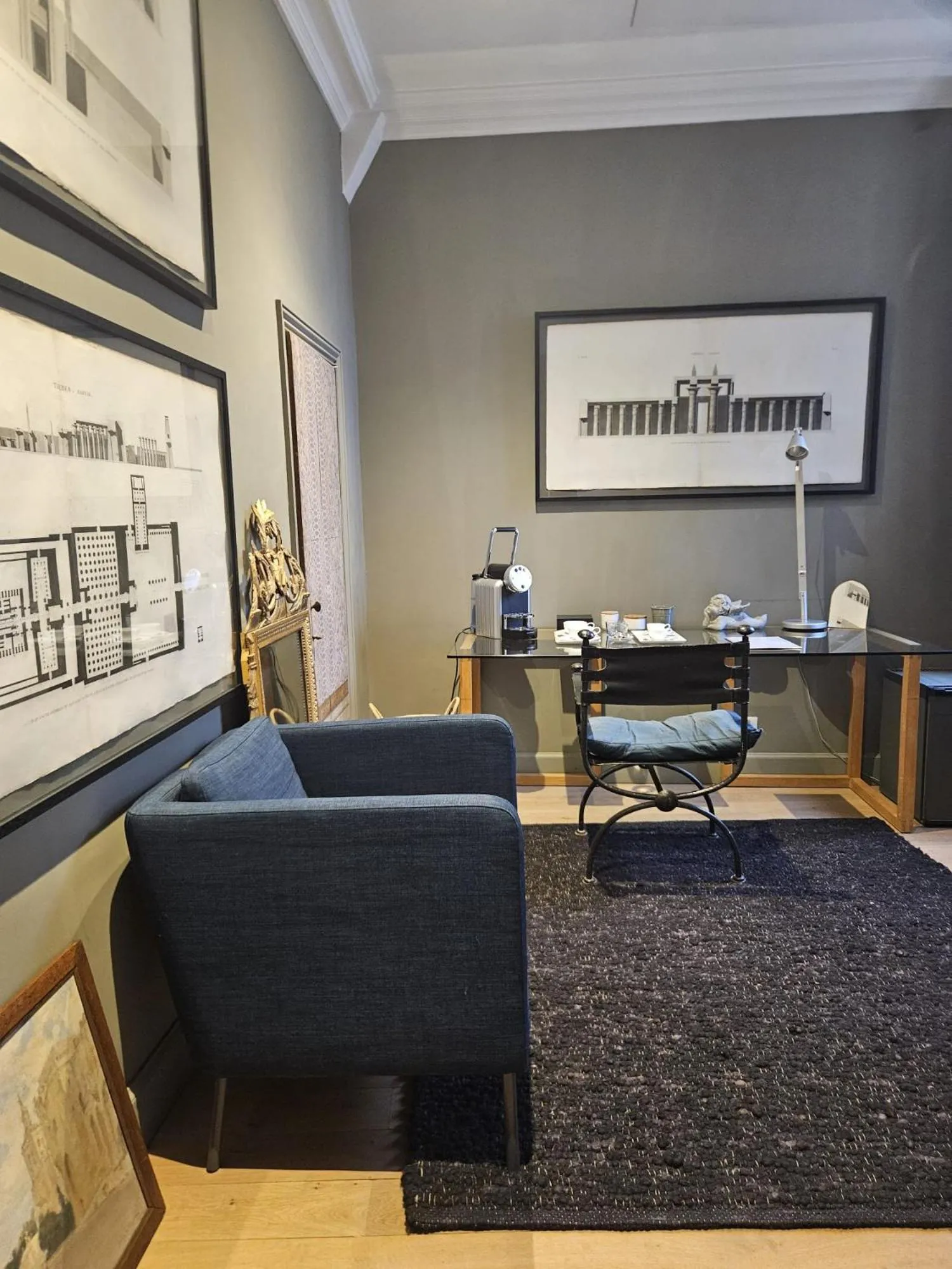 Seating area in La Divine Comédie-Suites Deluxe