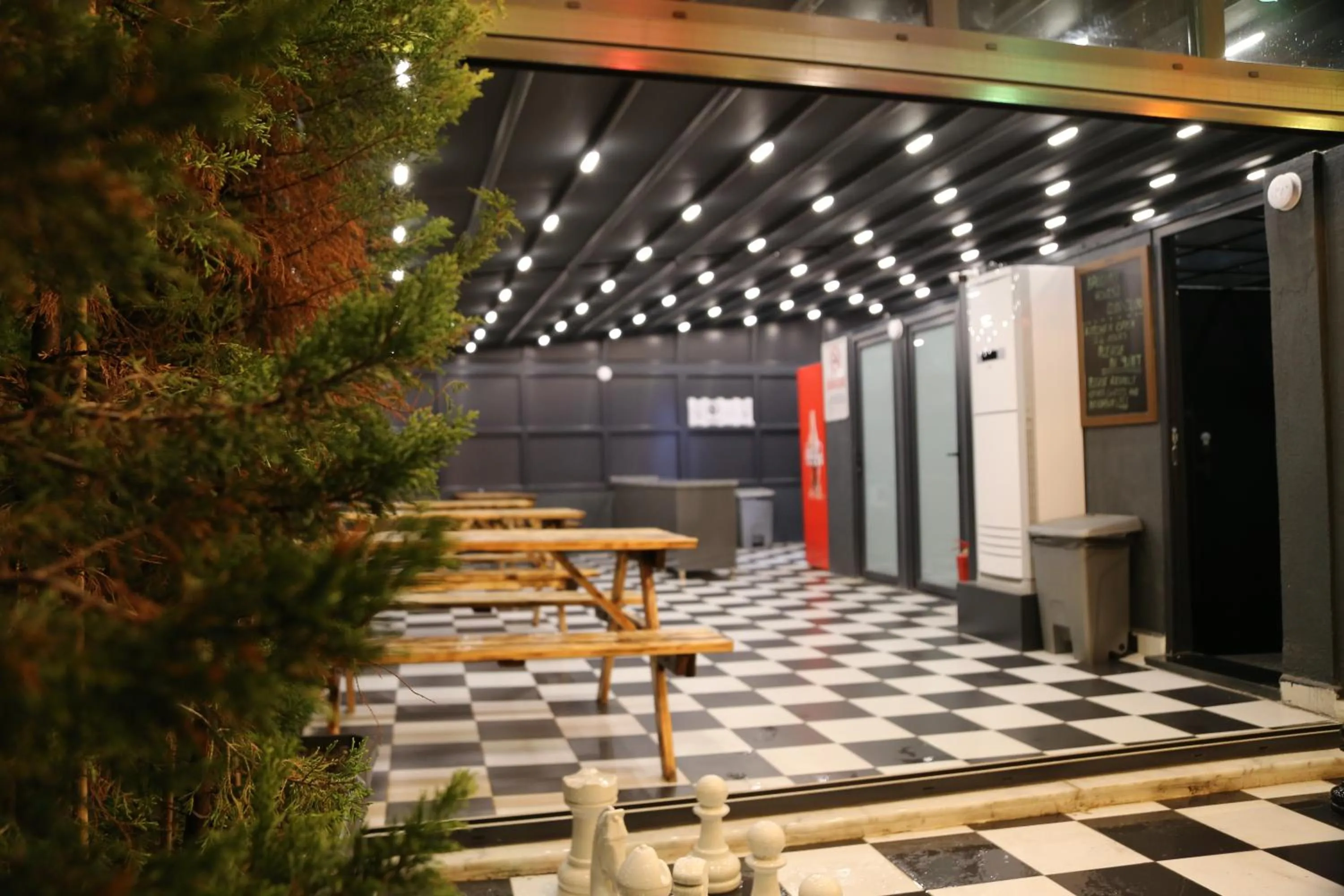 Communal kitchen in Hanchi Hostel