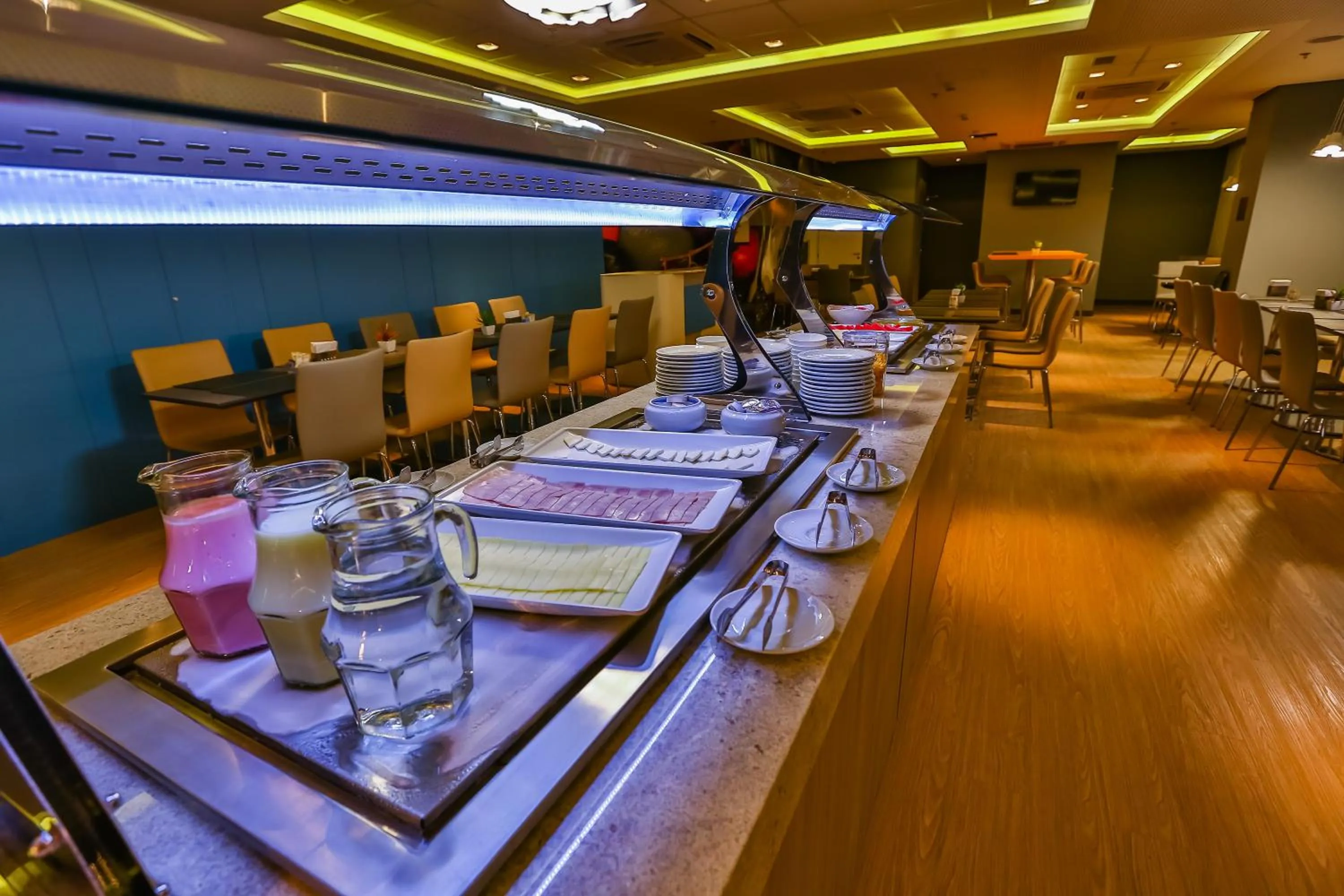 Restaurant/places to eat in Go Inn Santo André