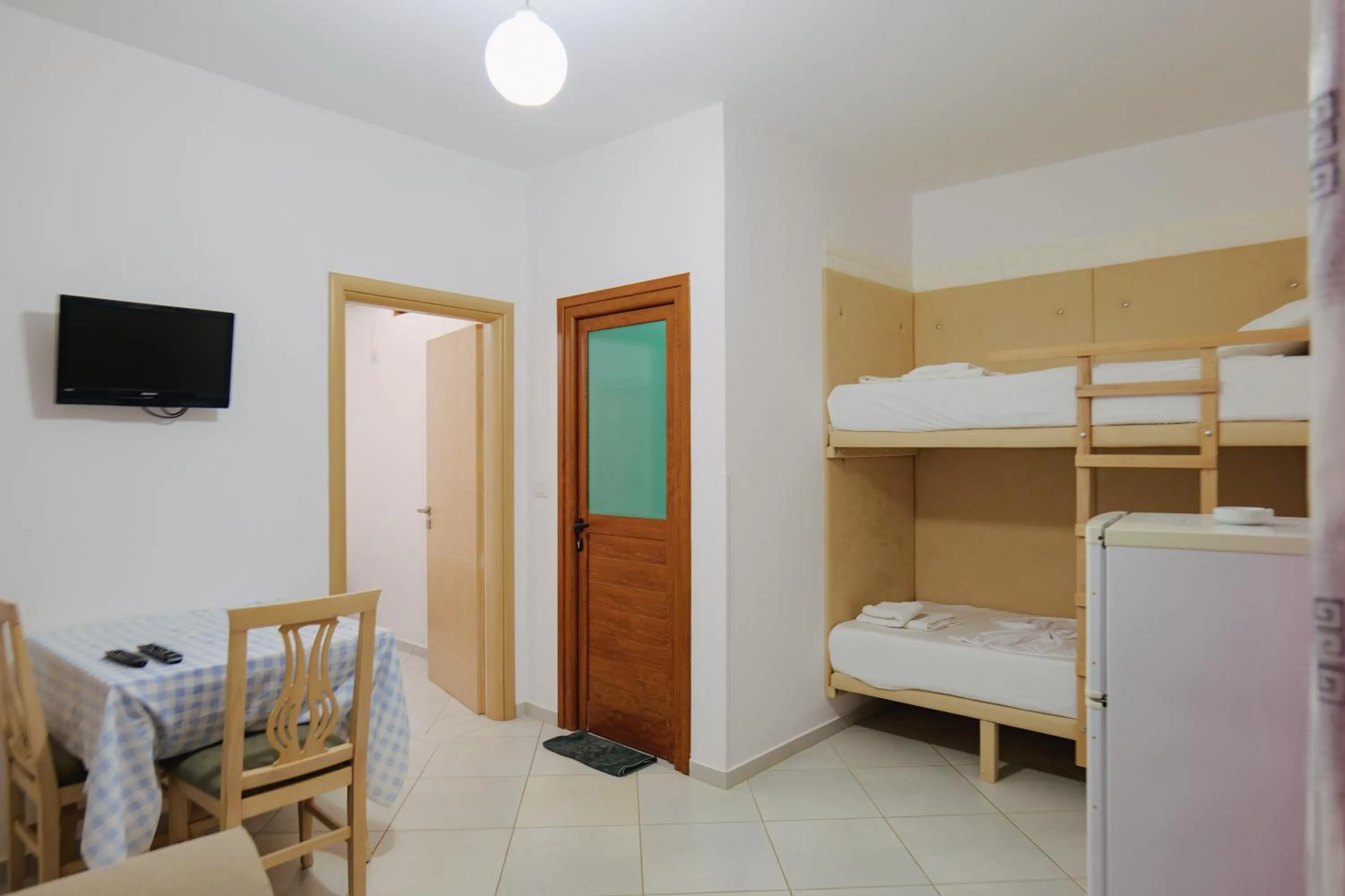 Bed in Vila Shpetimi