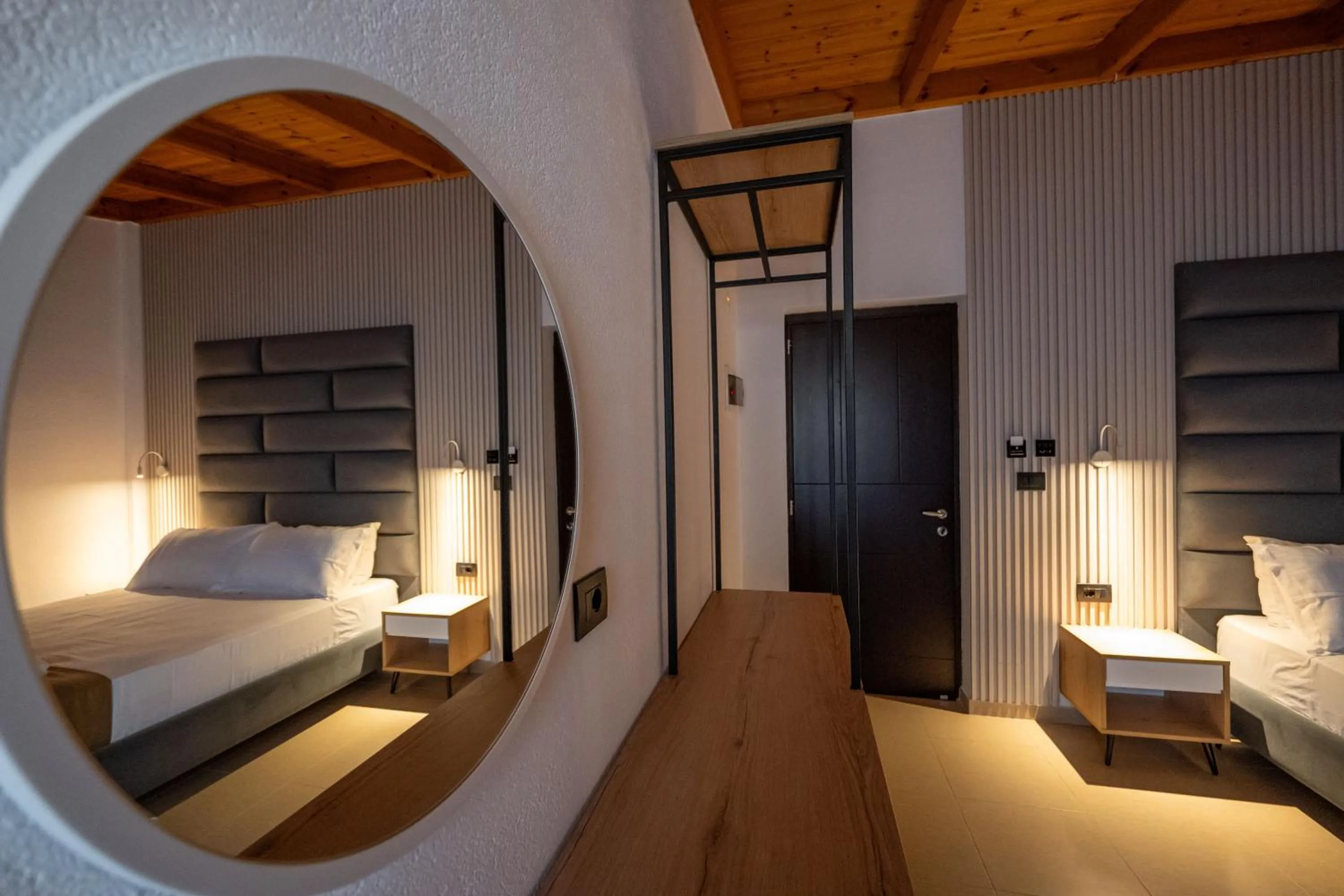 Photo of the whole room, Bed in Vila Shpetimi