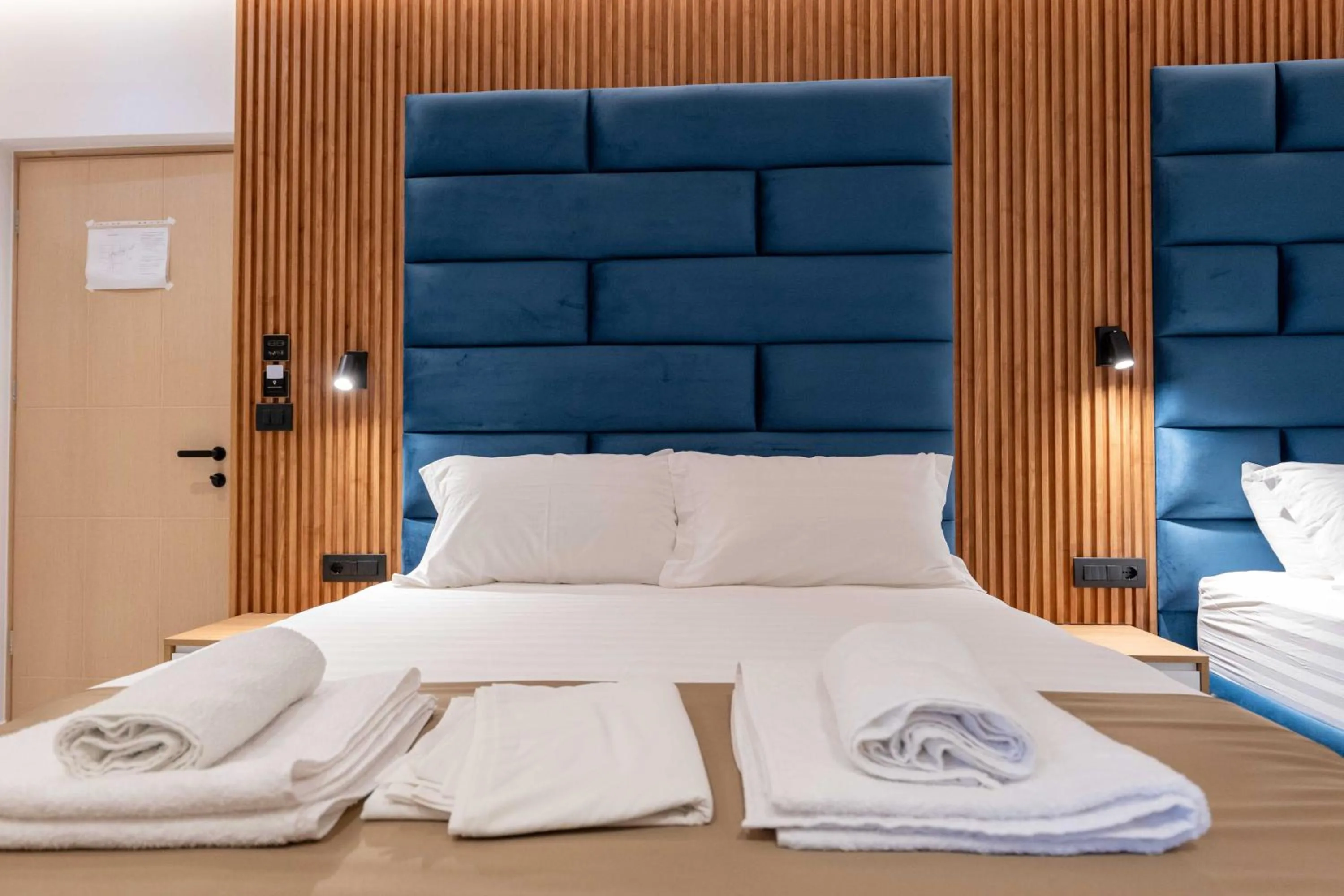 Bed in Vila Shpetimi