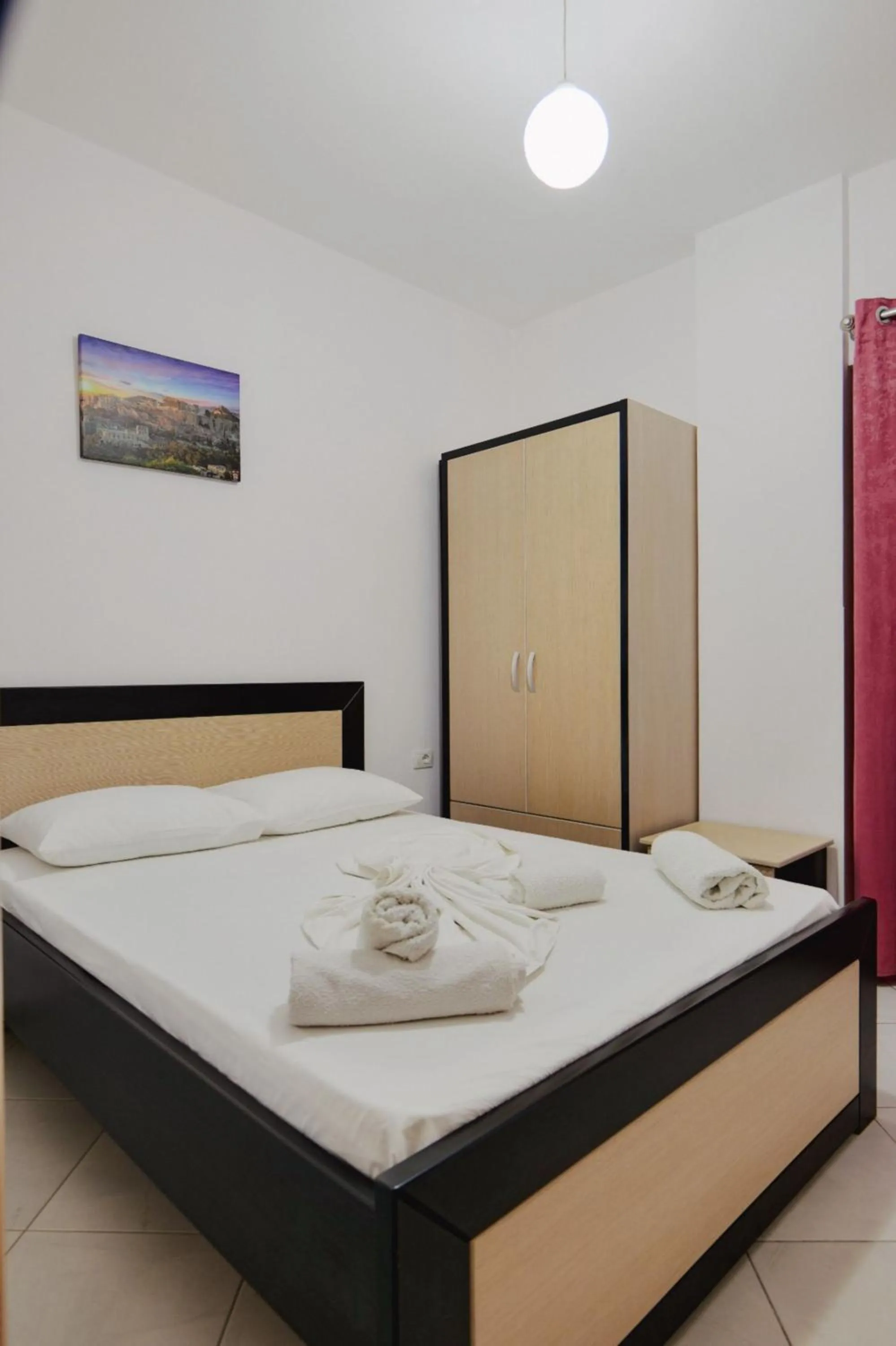 Photo of the whole room, Bed in Vila Shpetimi