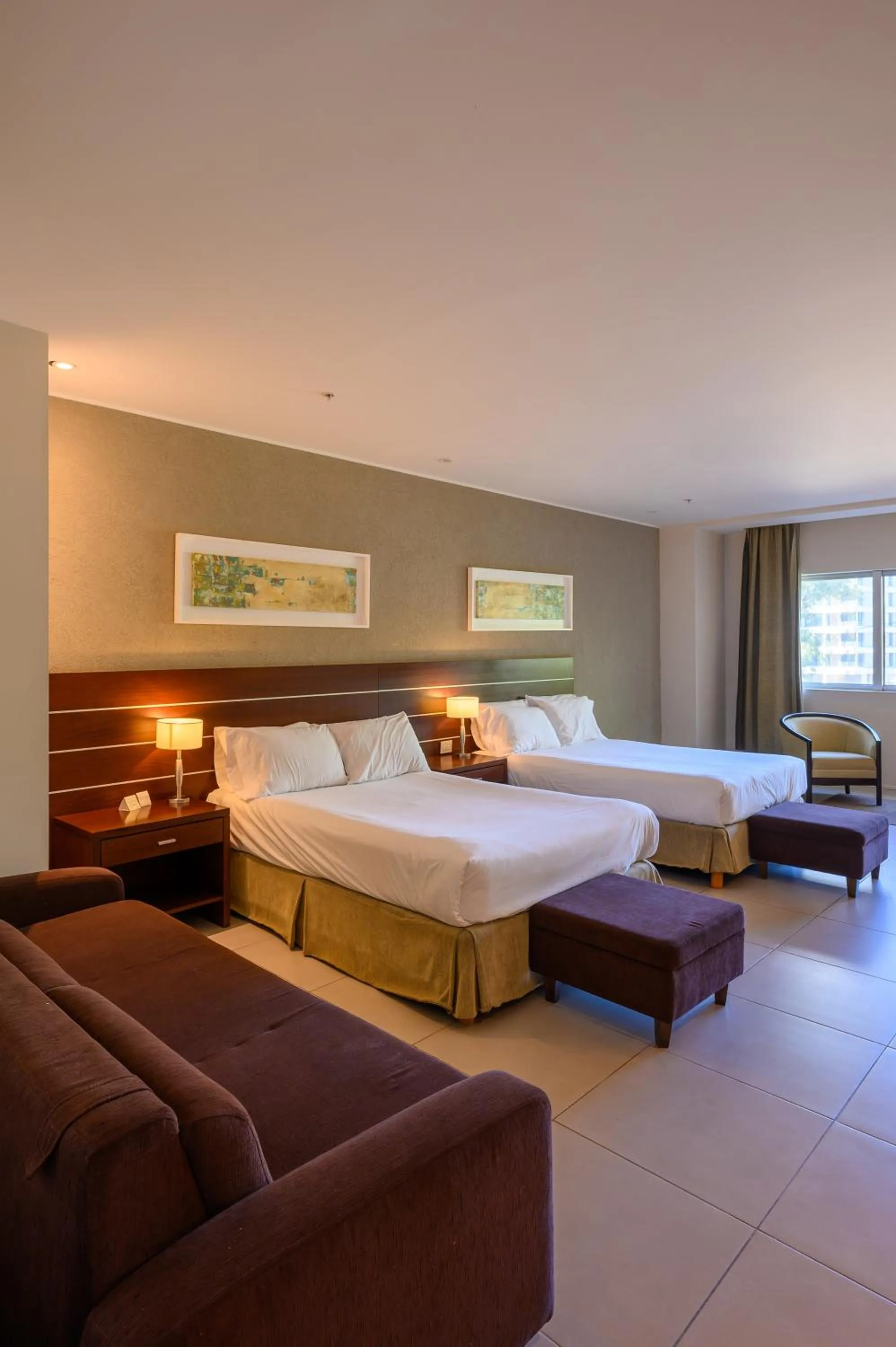 Photo of the whole room, Bed in Orfeo Suites Cordoba