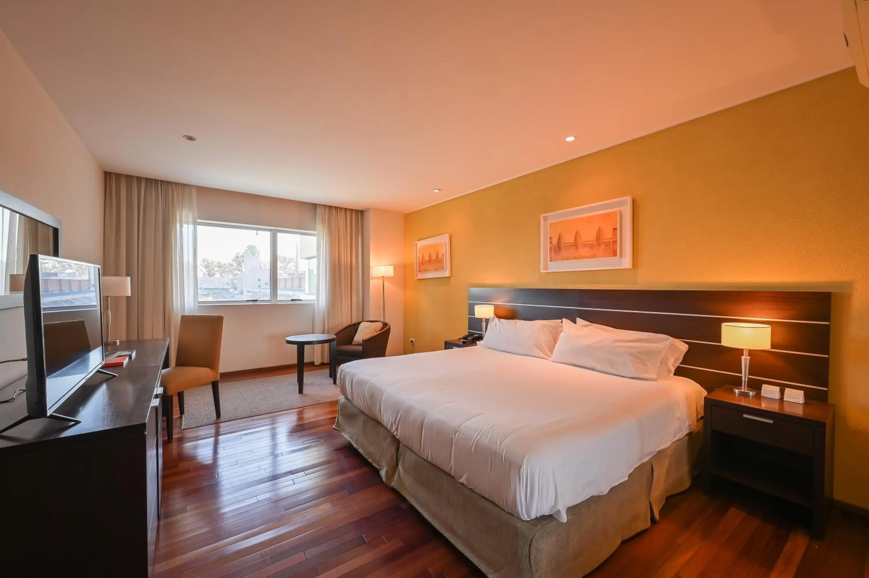 Bedroom, Bed in Orfeo Suites Cordoba