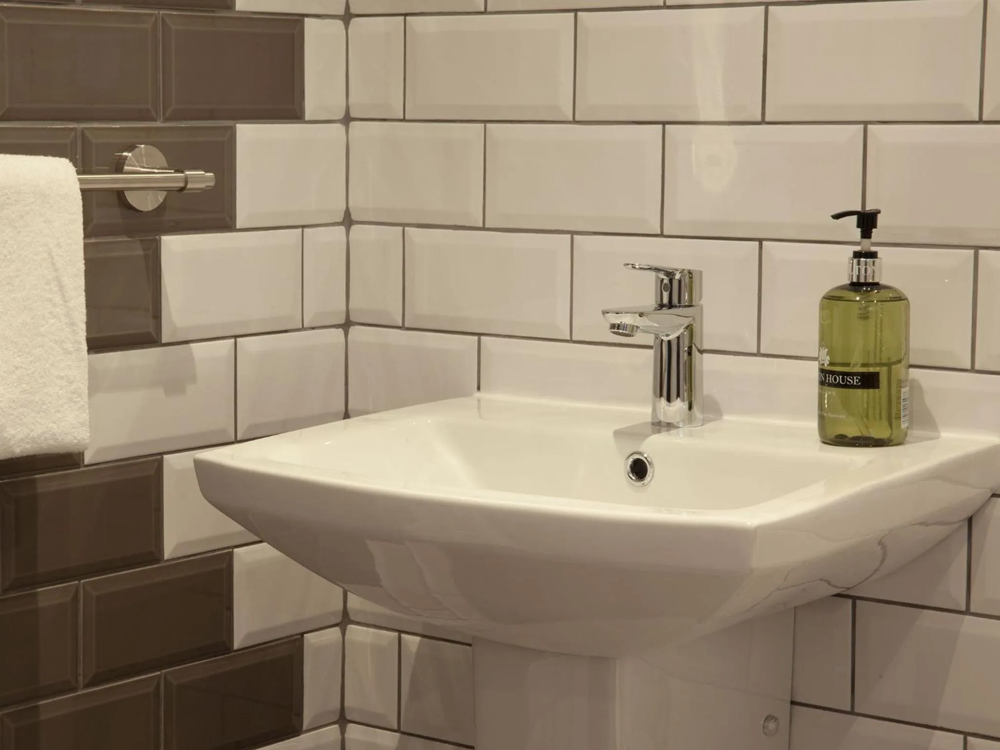 Bathroom in The Studio @ 93 Bernard Rd