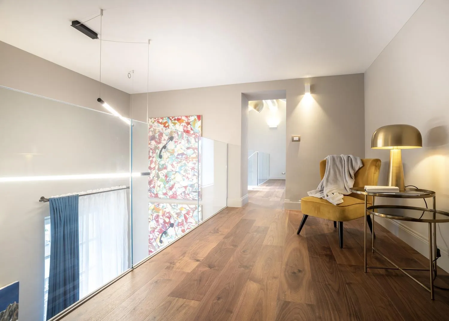 Seating area in Palazzo Del Carretto-Art Apartments and Guesthouse