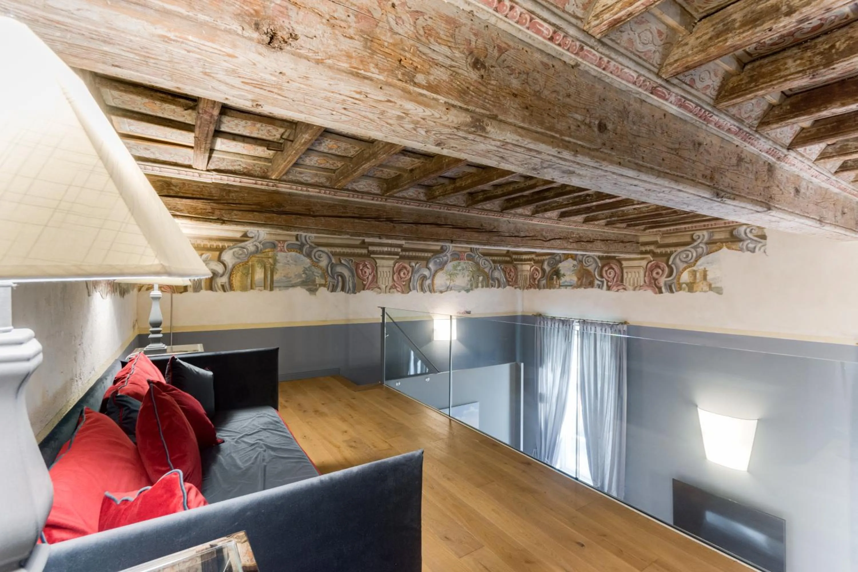 Bed in Palazzo Del Carretto-Art Apartments and Guesthouse