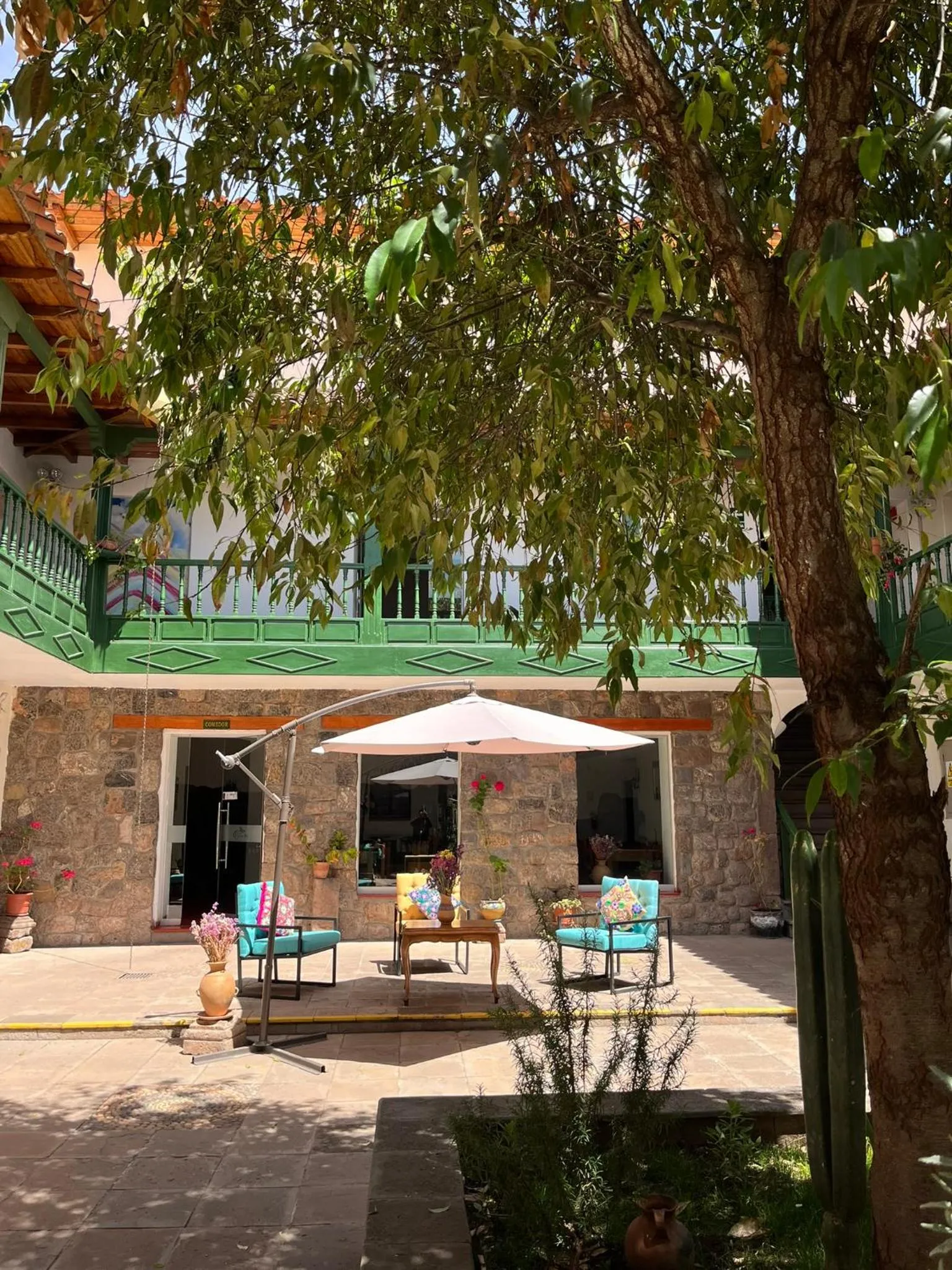 Patio in Usgar San Pedro Boutique