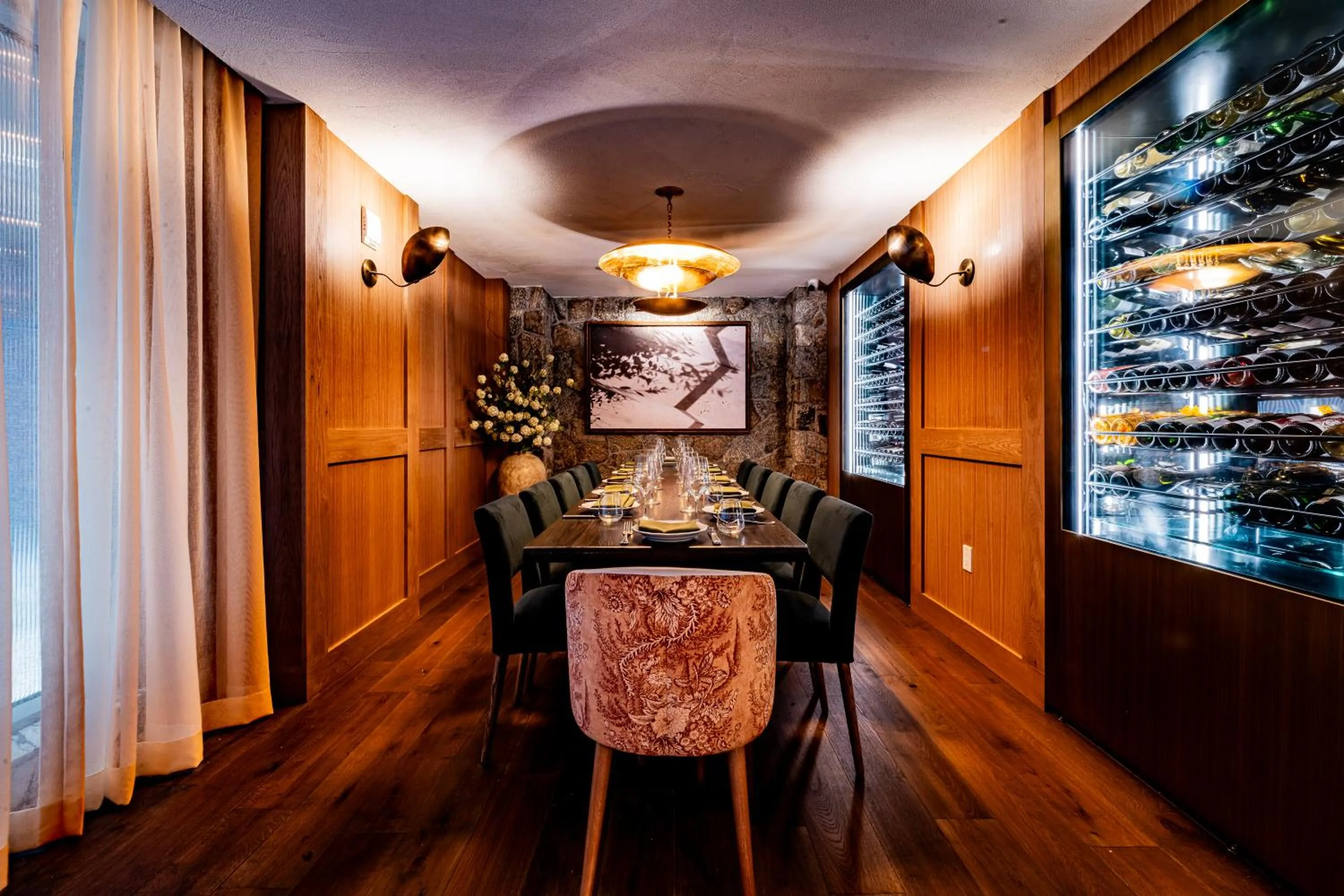 Restaurant/places to eat in Hotel Park Ave NYC