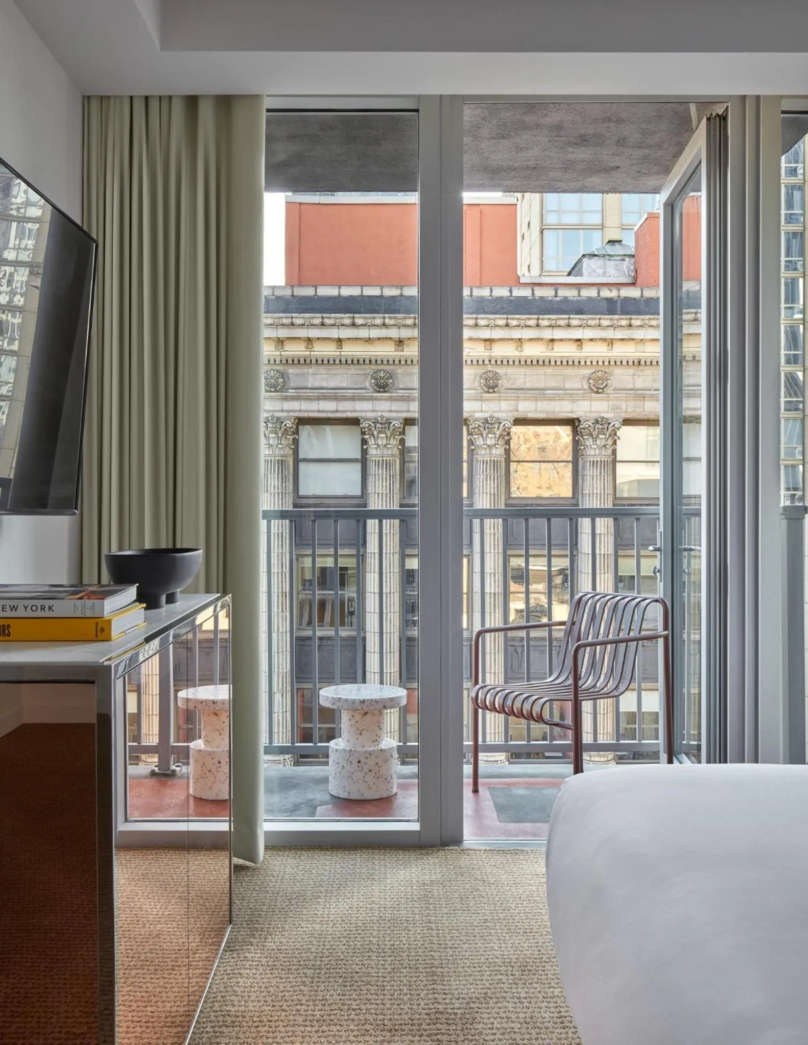 Balcony/Terrace, Bed in Hotel Park Ave NYC