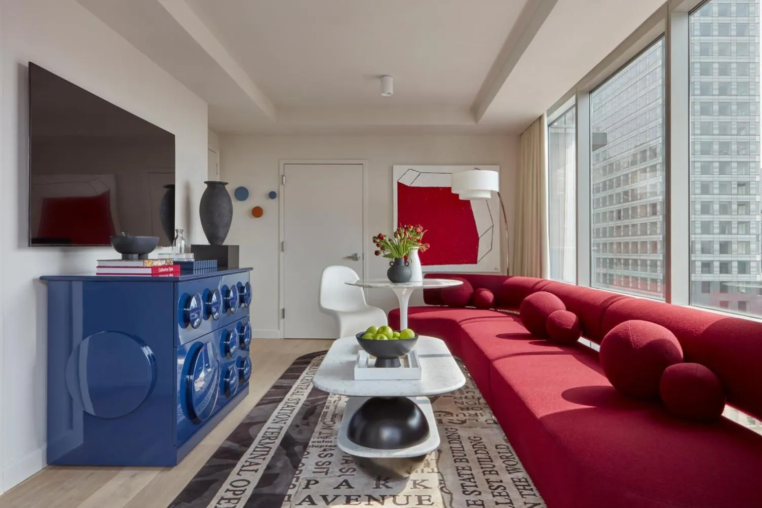 Living room in Hotel Park Ave NYC