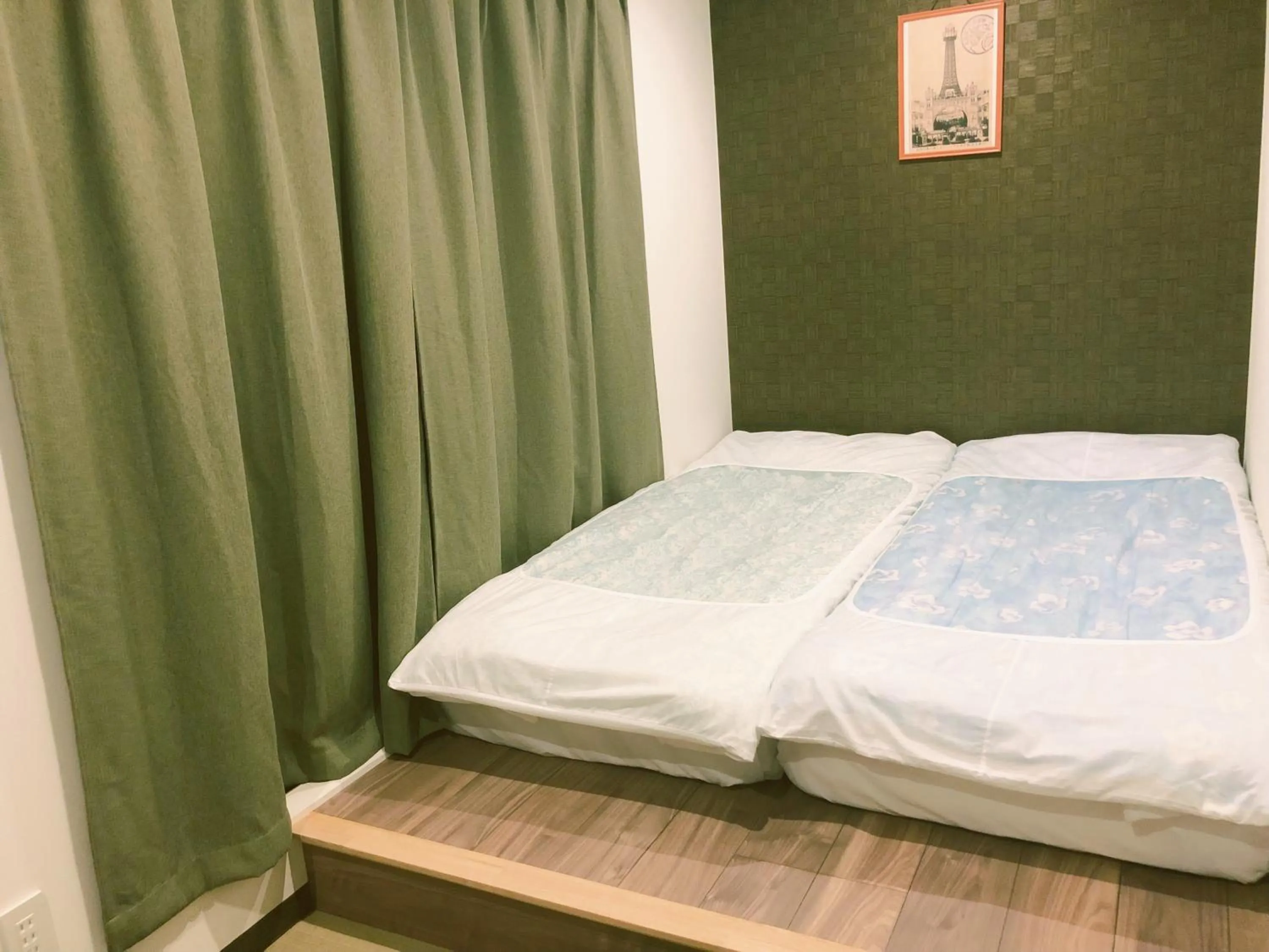 Bedroom, Bed in Saikou