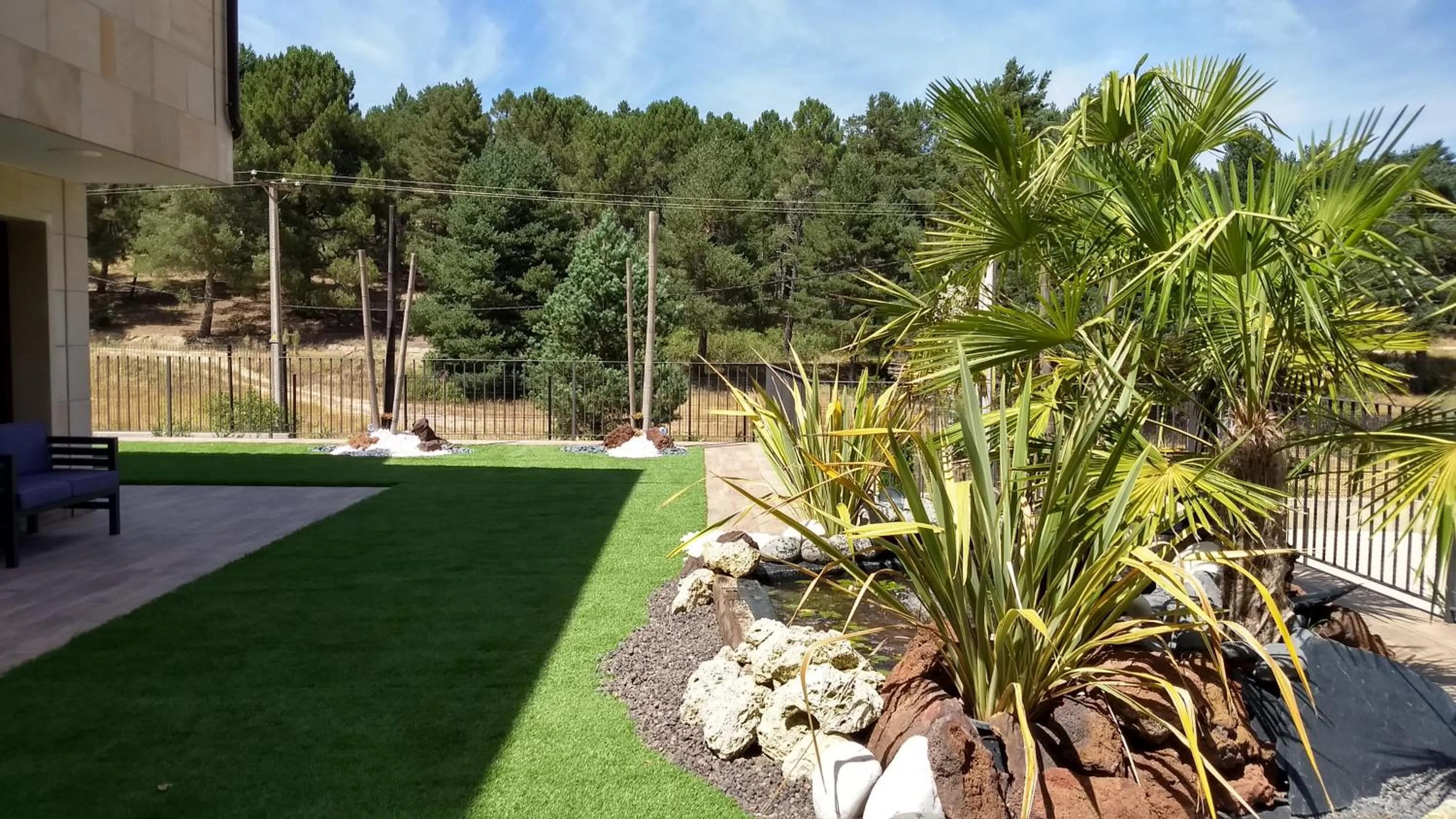 Garden in Hotel Rural El Nido de Pinares